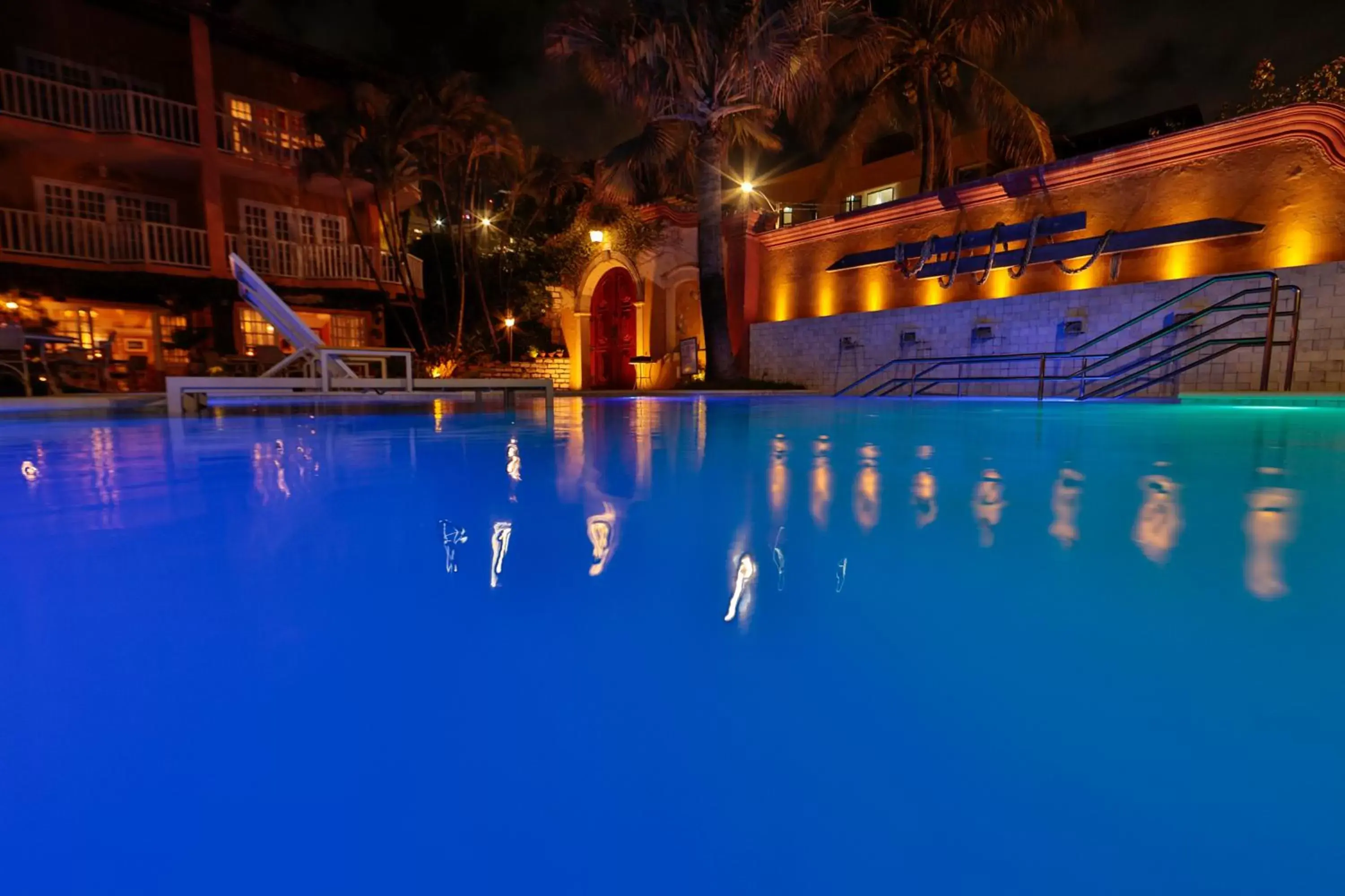 Swimming Pool in Manary Praia Hotel