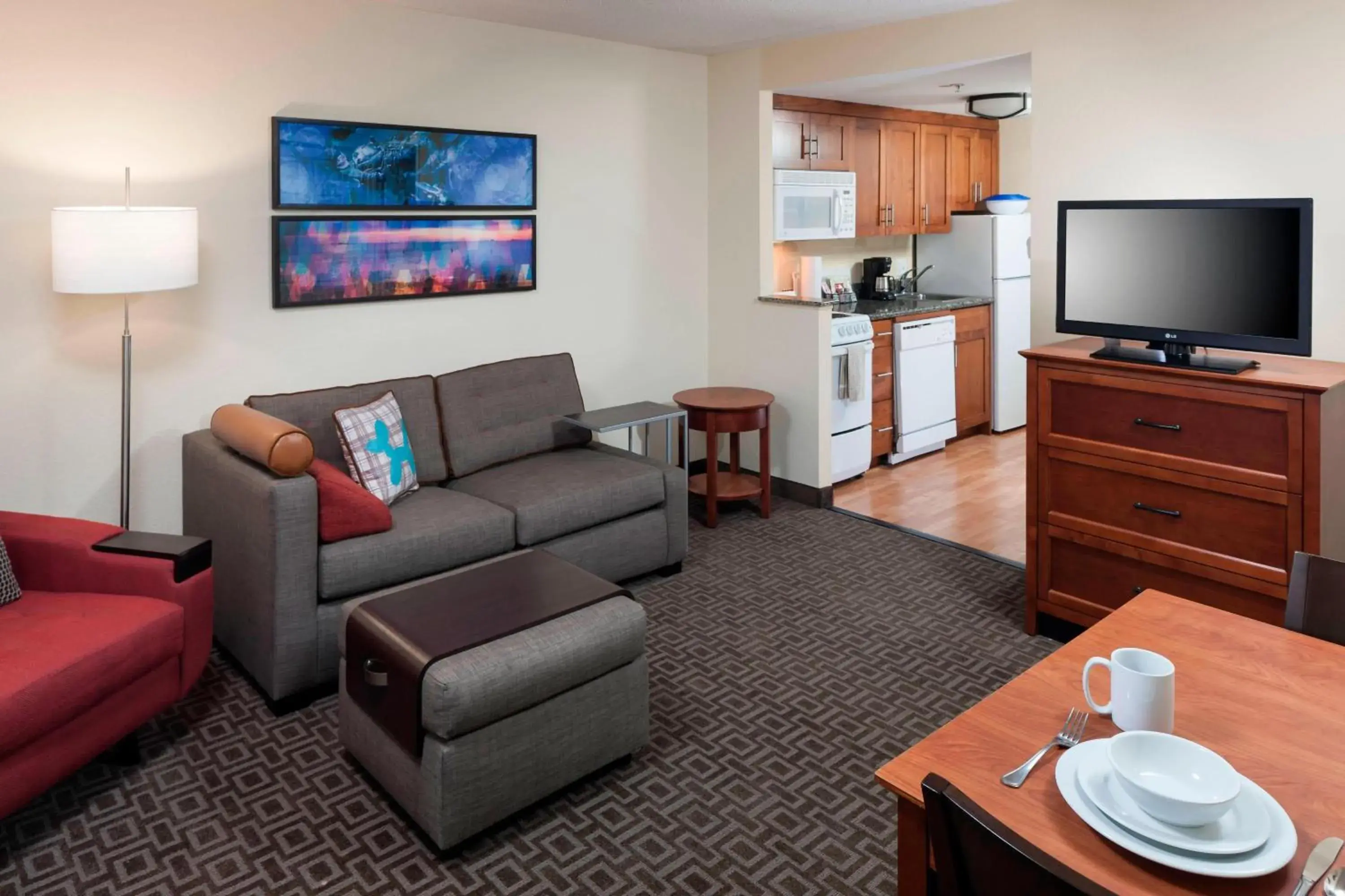Bedroom, Seating Area in TownePlace Suites Suffolk Chesapeake