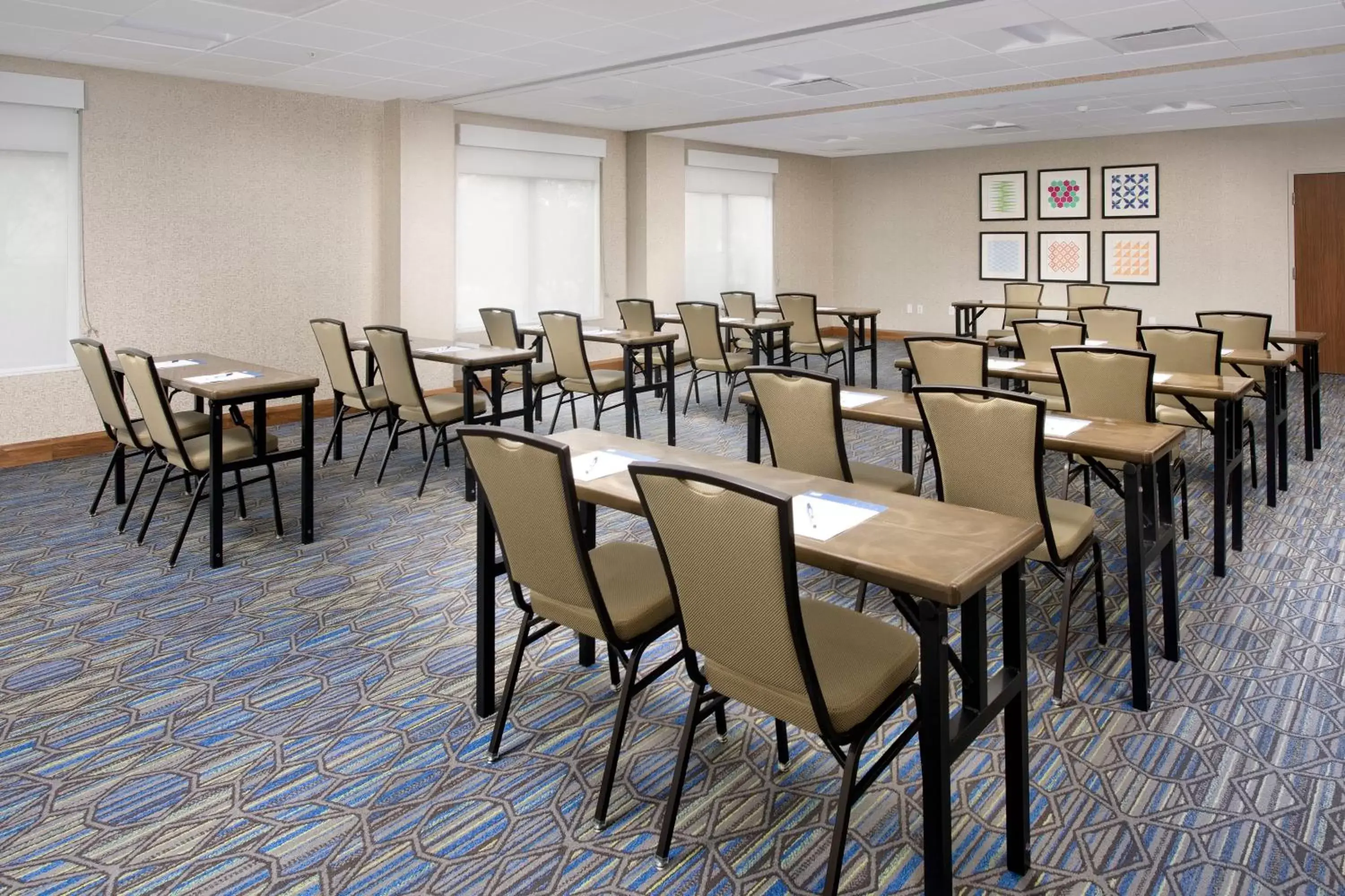 Meeting/conference room in Holiday Inn Express & Suites Baltimore - BWI Airport North, an IHG Hotel