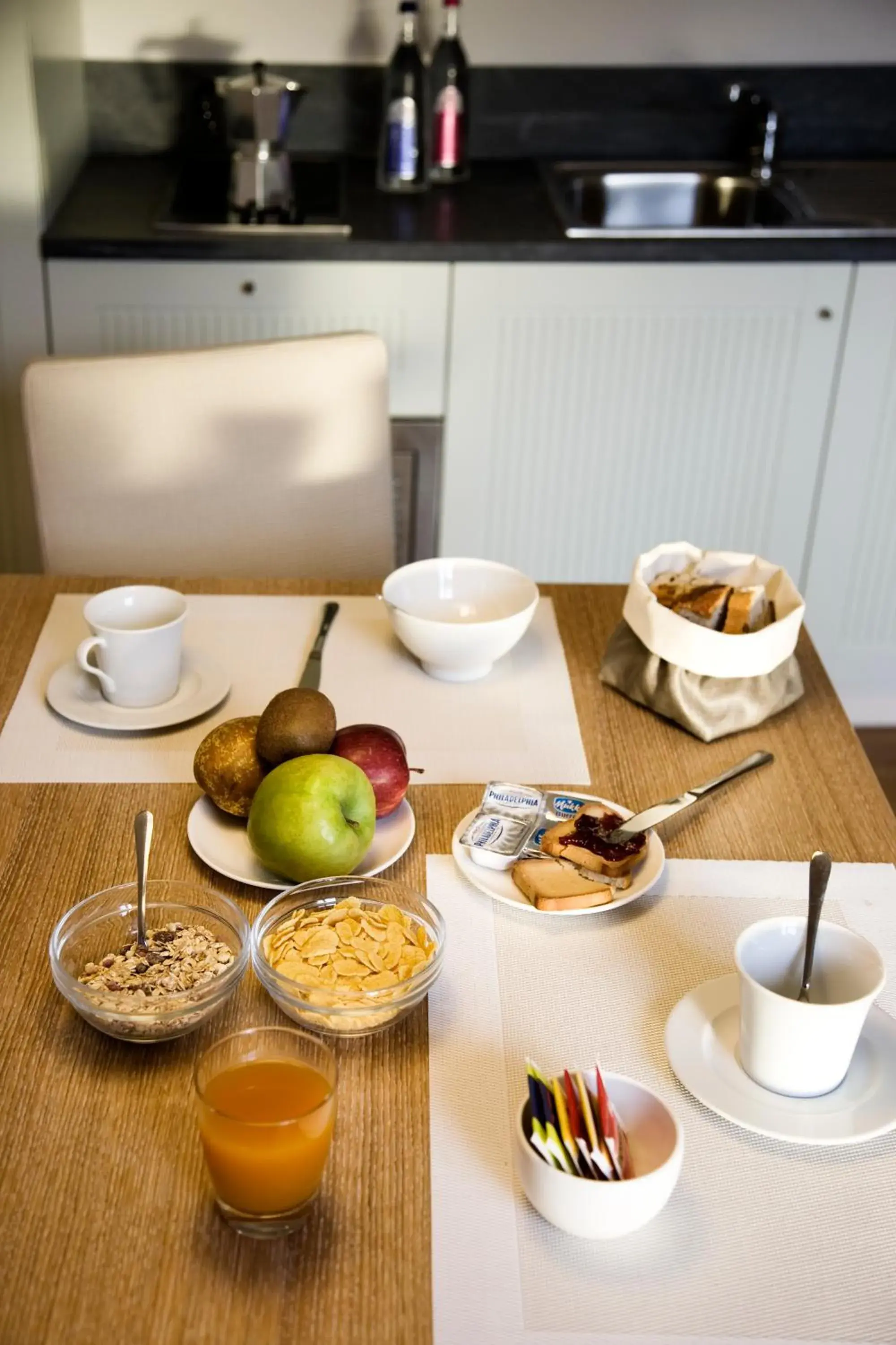 Continental breakfast in Villa Pitiana