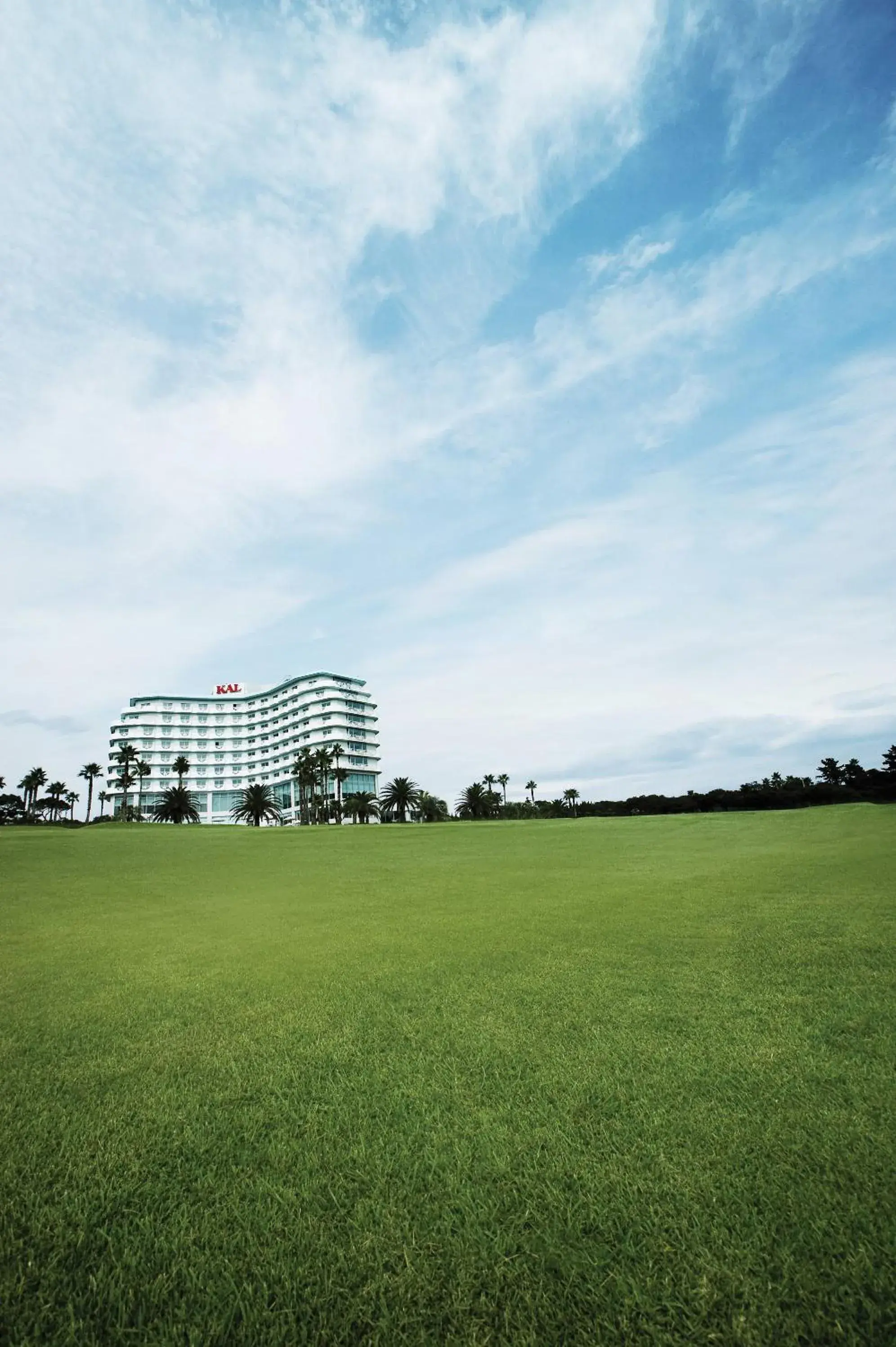 Property building in Seogwipo KAL Hotel Property building in Seogwipo KAL Hotel