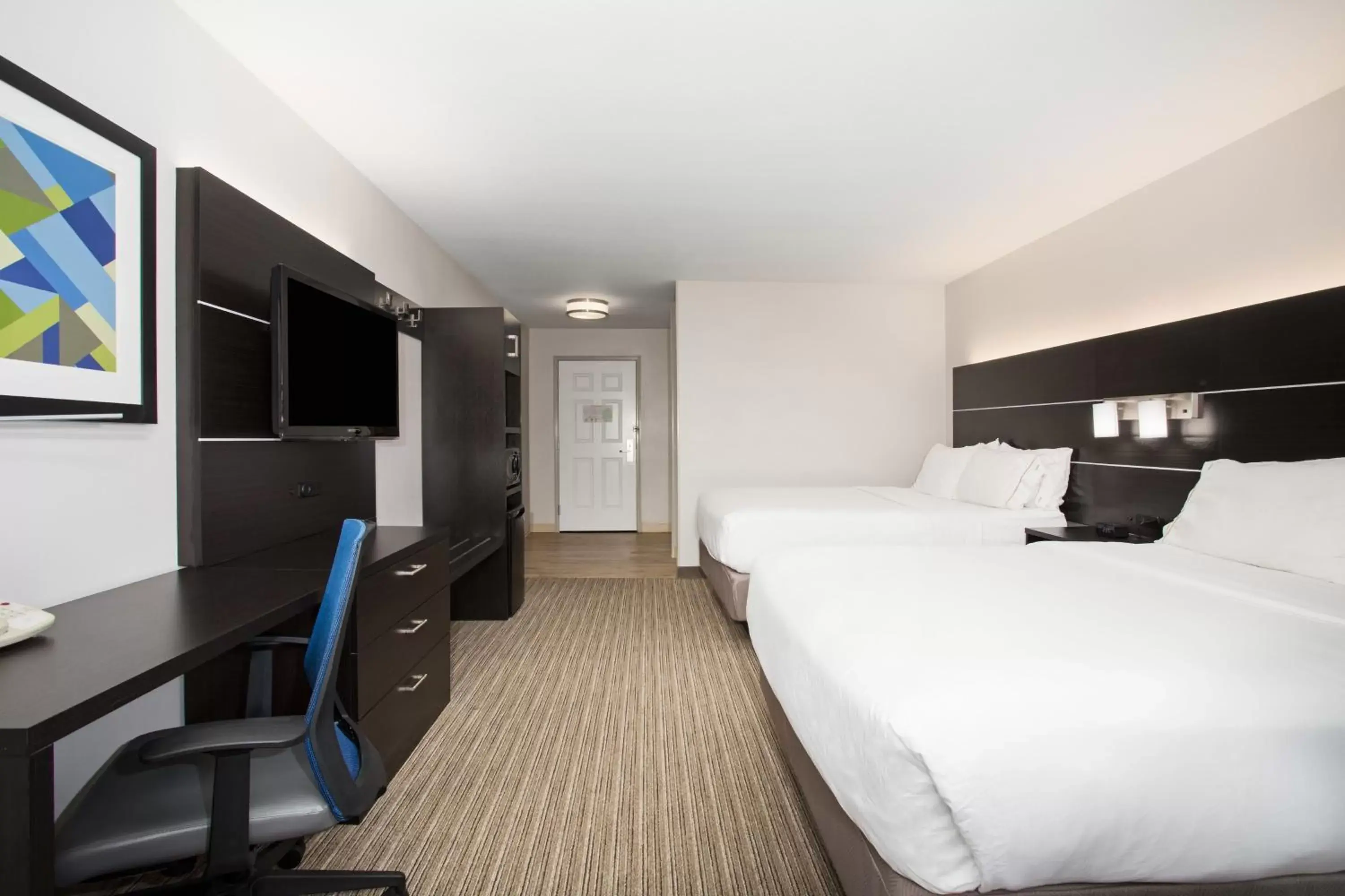 Photo of the whole room, Bed in Holiday Inn Express Hotel & Suites Fort Collins, an IHG Hotel