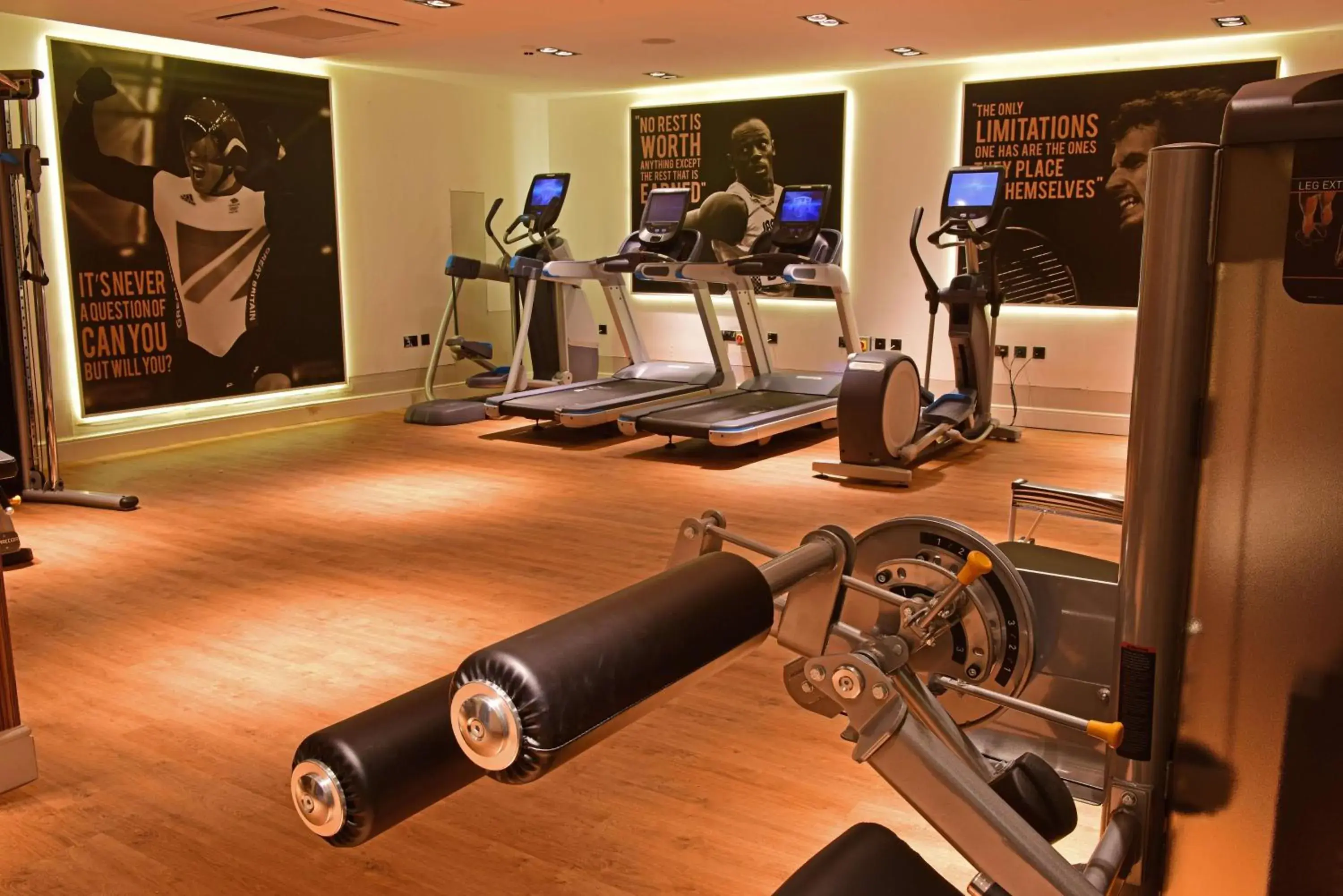 Fitness centre/facilities in DoubleTree by Hilton Edinburgh - Queensferry Crossing Fitness centre/facilities in DoubleTree by Hilton Edinburgh - Queensferry Crossing