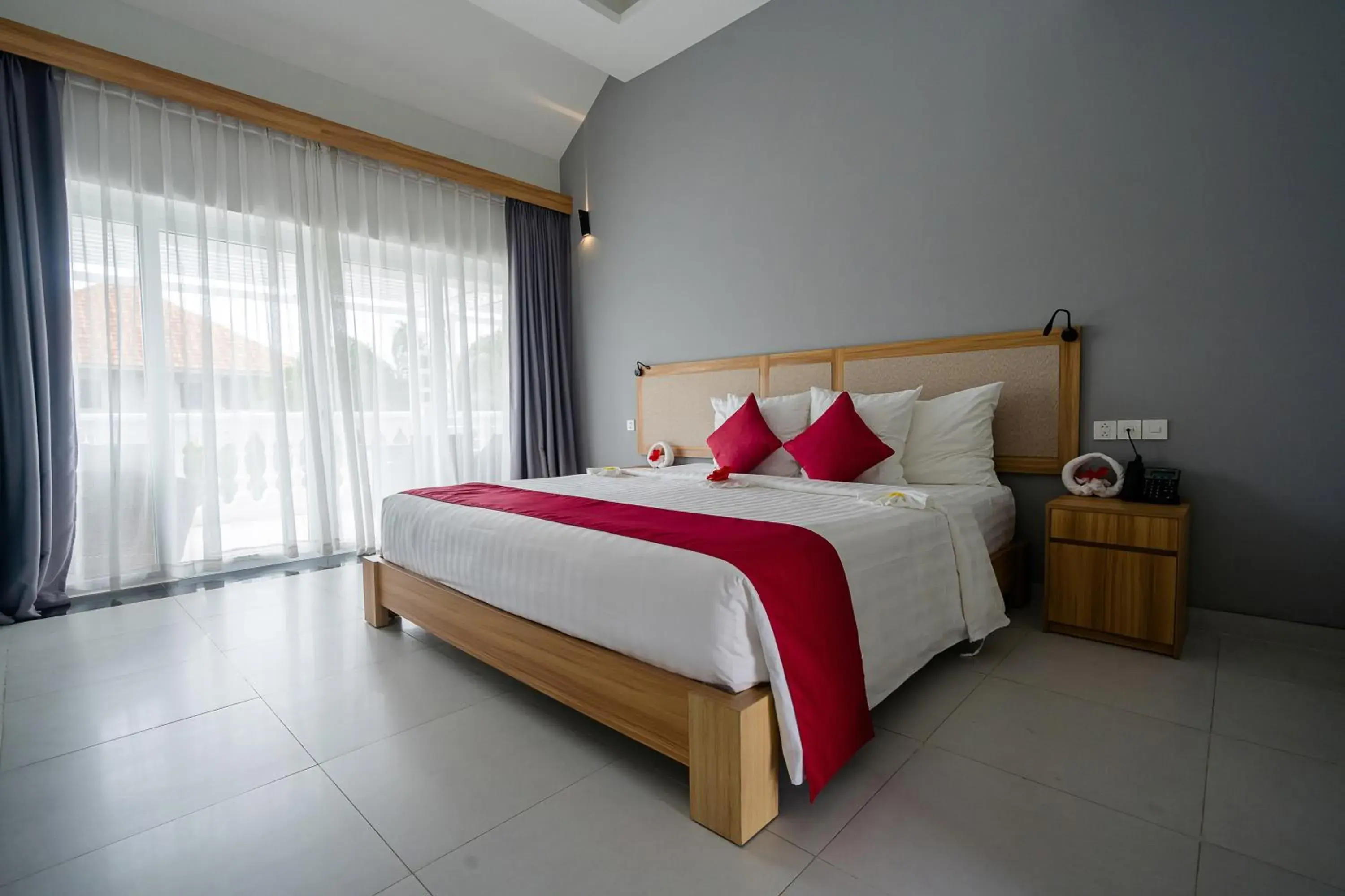 Bed in Mercury Phu Quoc Resort & Villas