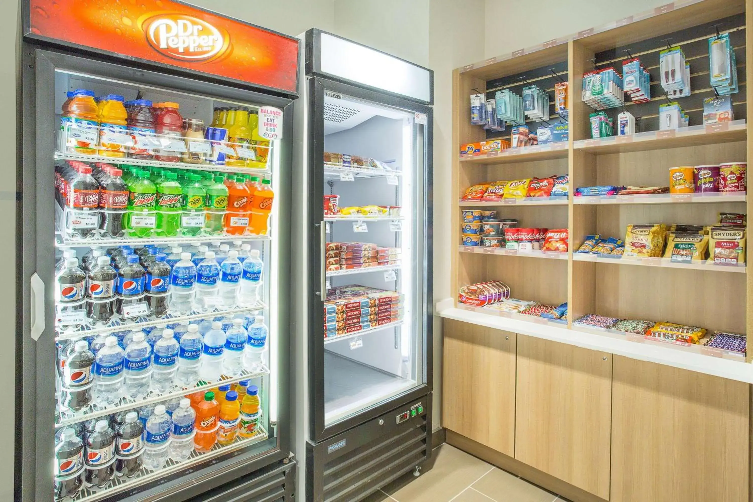 Food and drinks, Supermarket/Shops in Microtel Inn & Suites by Wyndham Ocean City