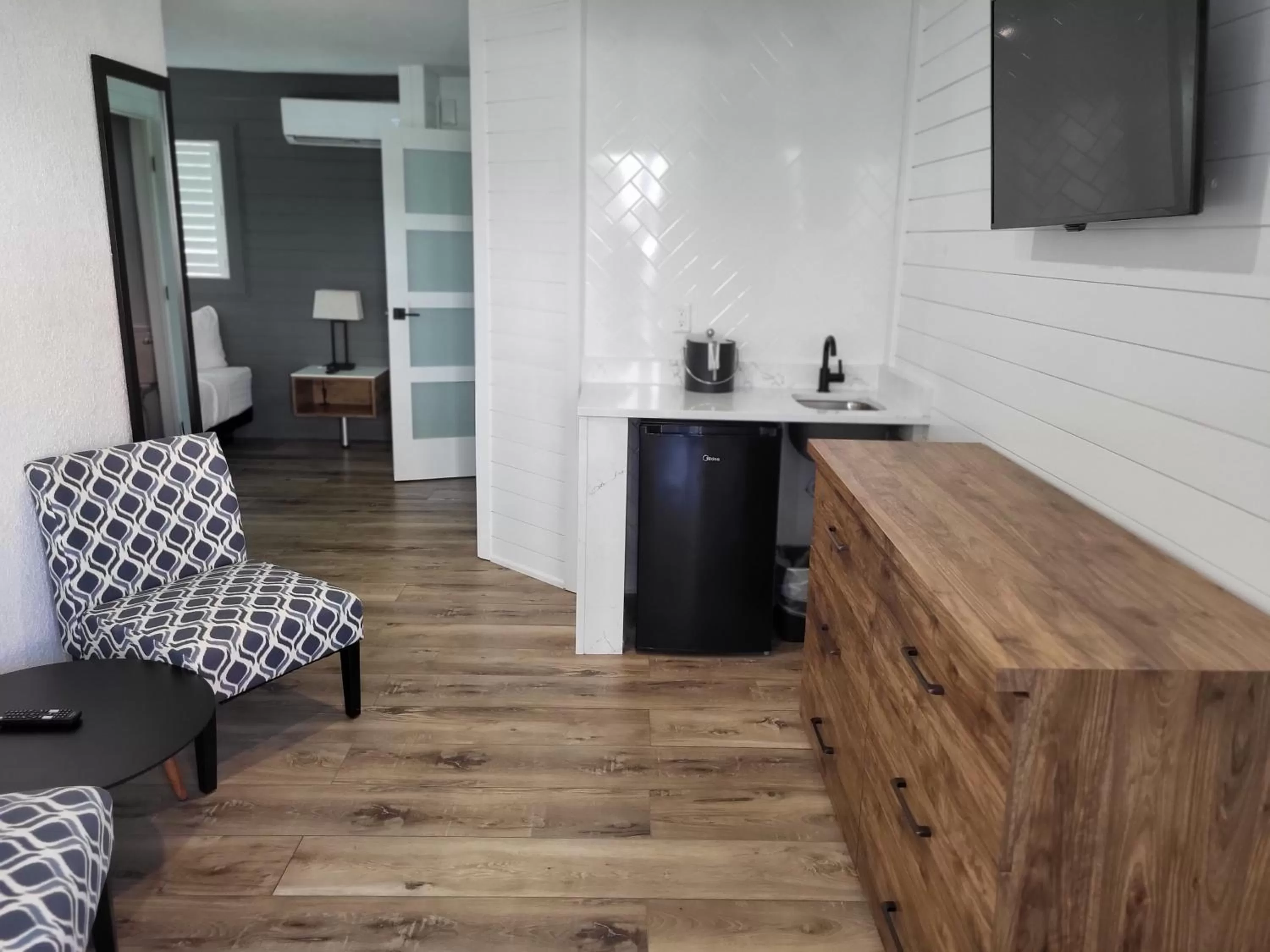 Seating area in Devon Shores