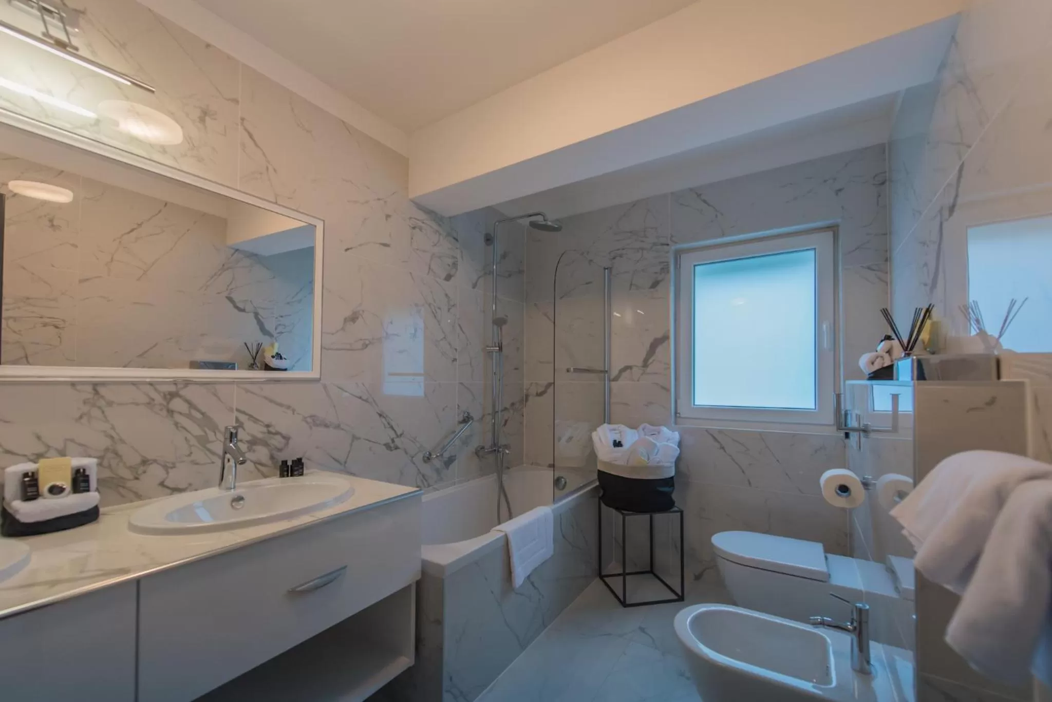 Toilet in Boutique Hotel Acacia