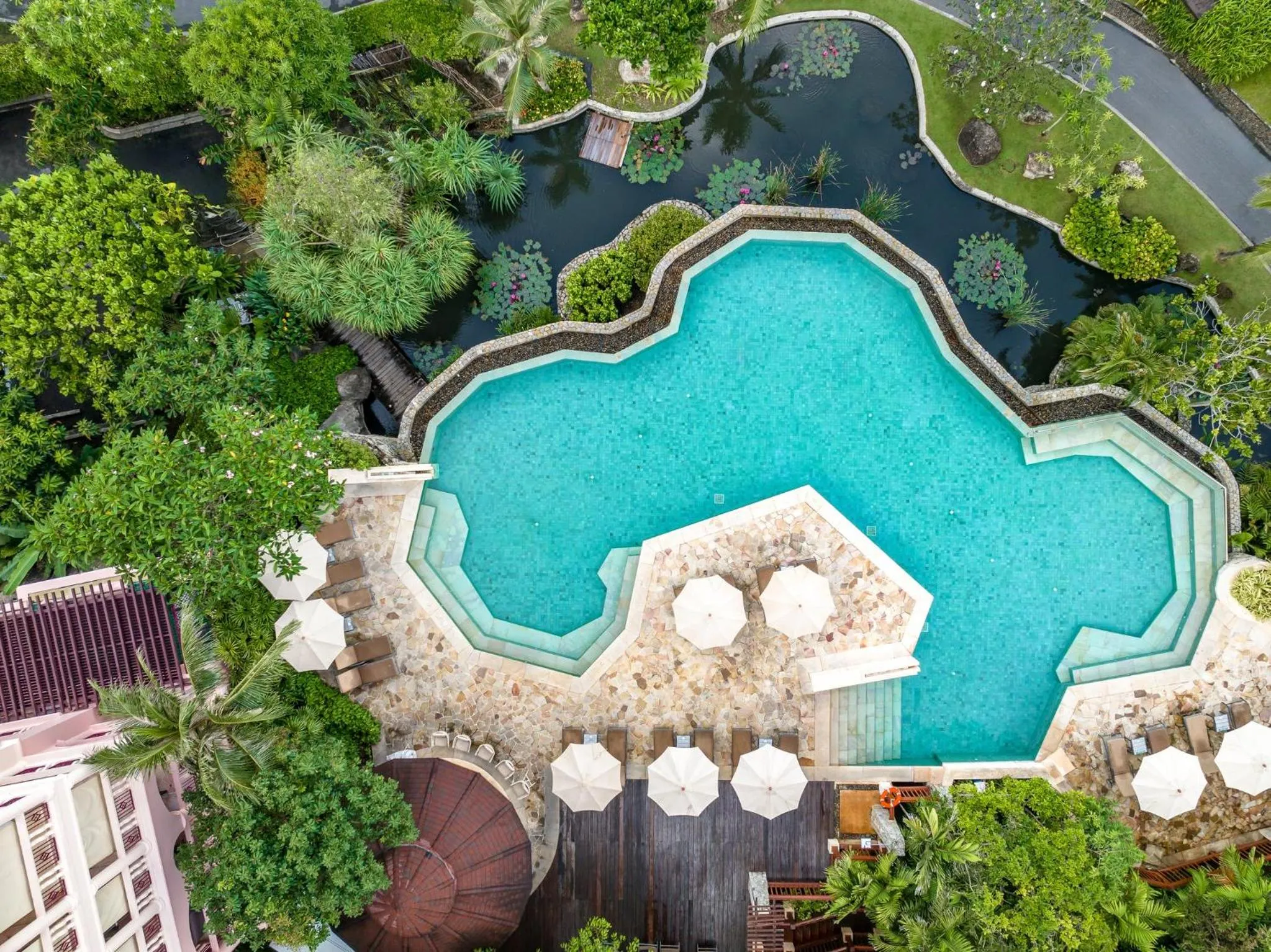 Swimming pool in Centara Grand Beach Resort Phuket