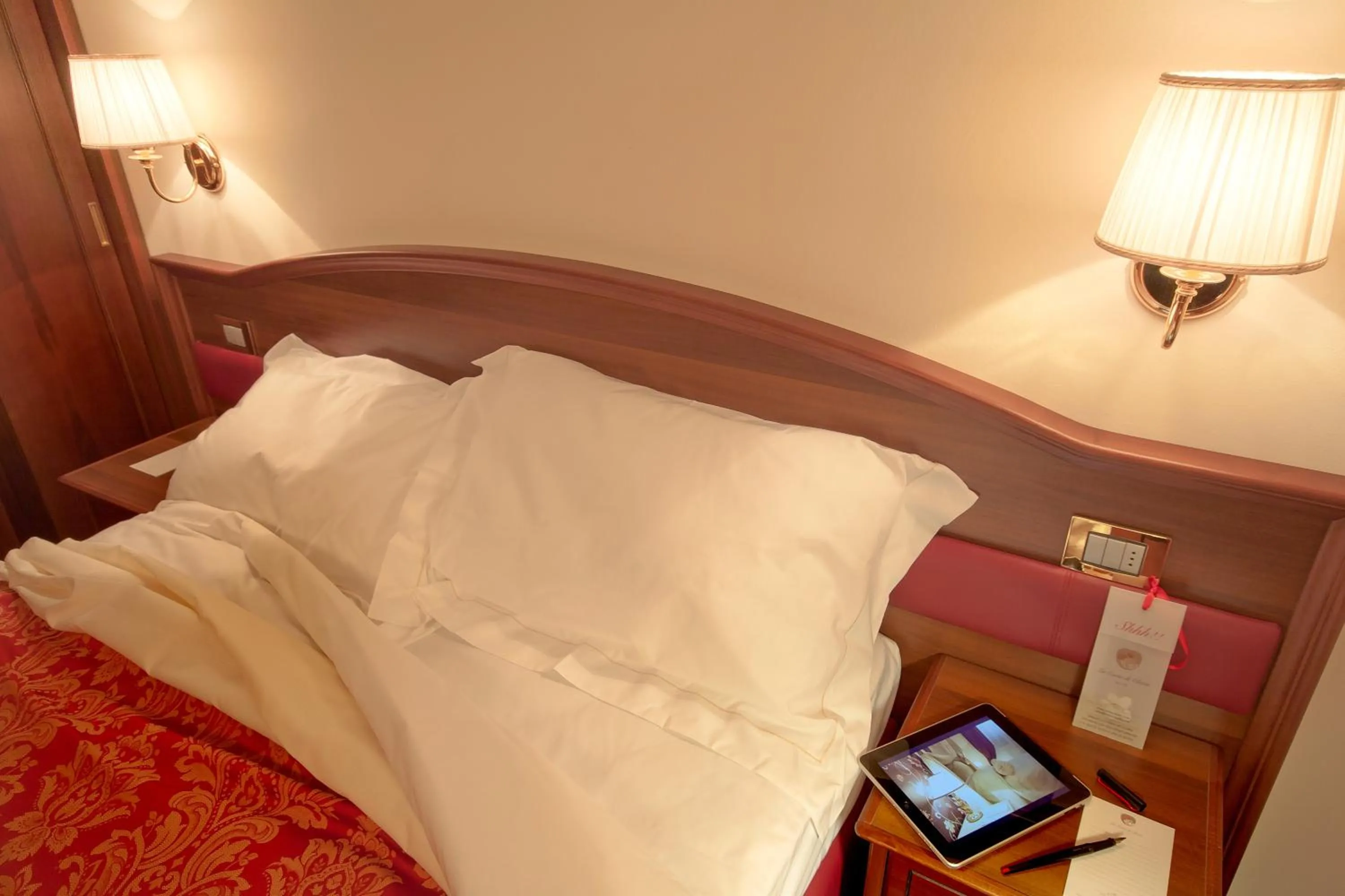 Bed in Relais La Corte di Cloris