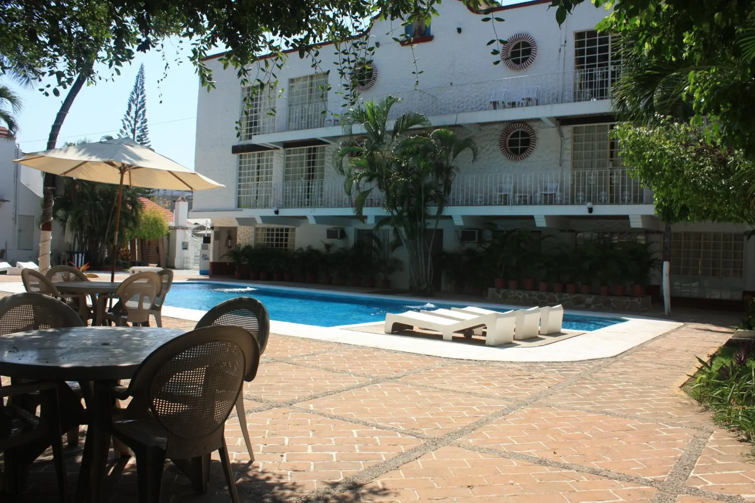 Swimming Pool in Hotel Olinalá Diamante