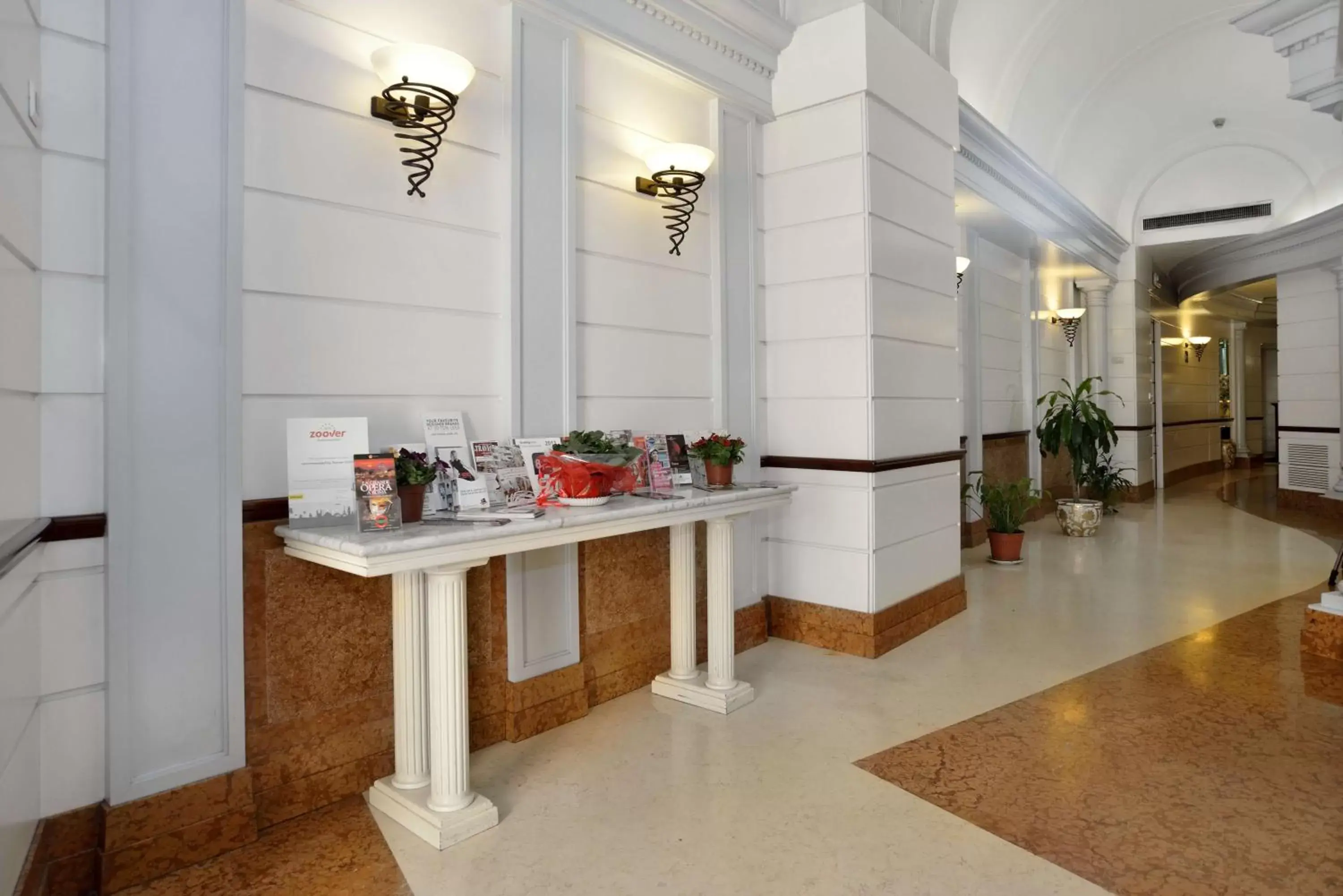 Lobby or reception in Hotel Hiberia