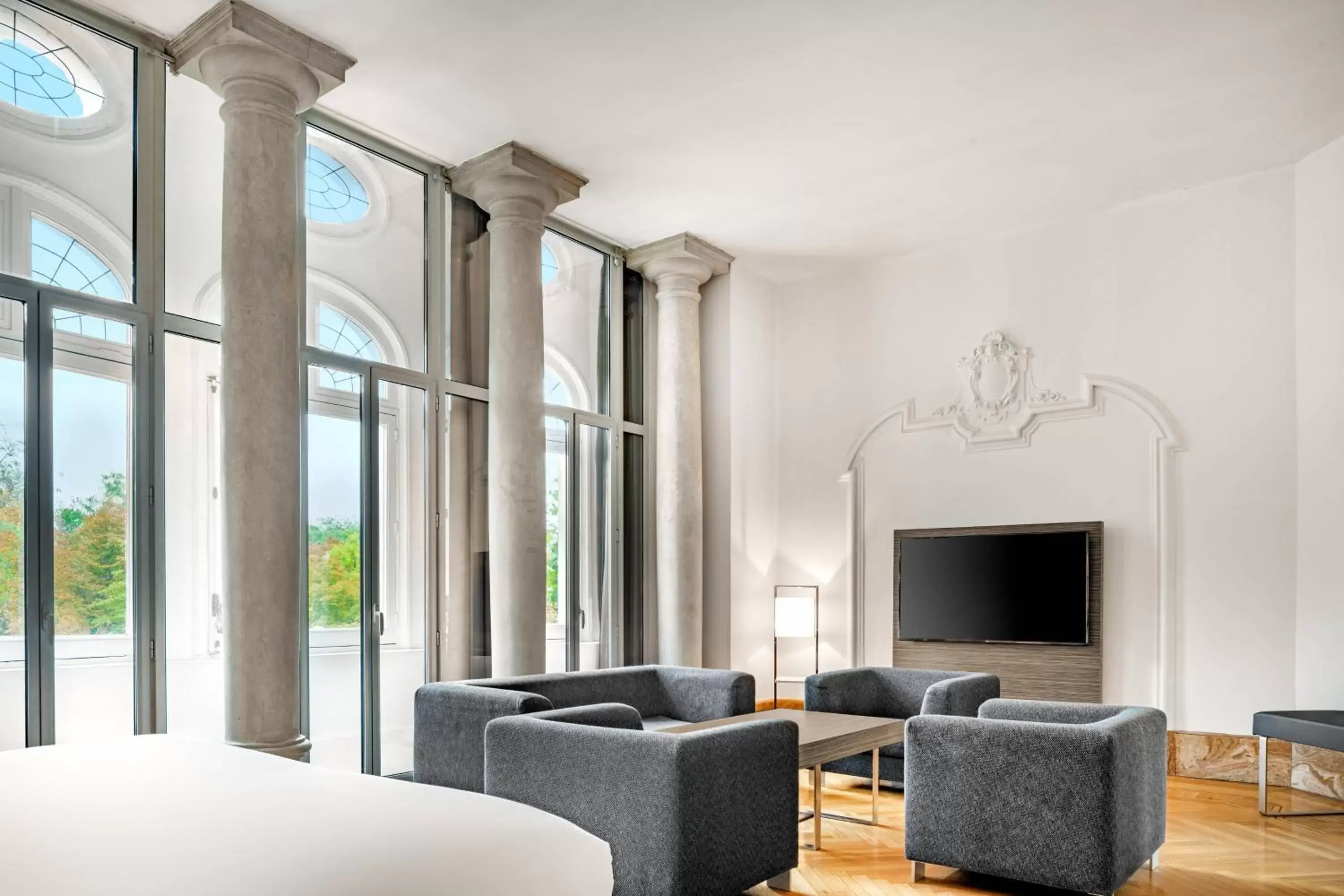 Photo of the whole room, Seating Area in Hotel Palacio del Retiro, Autograph Collection
