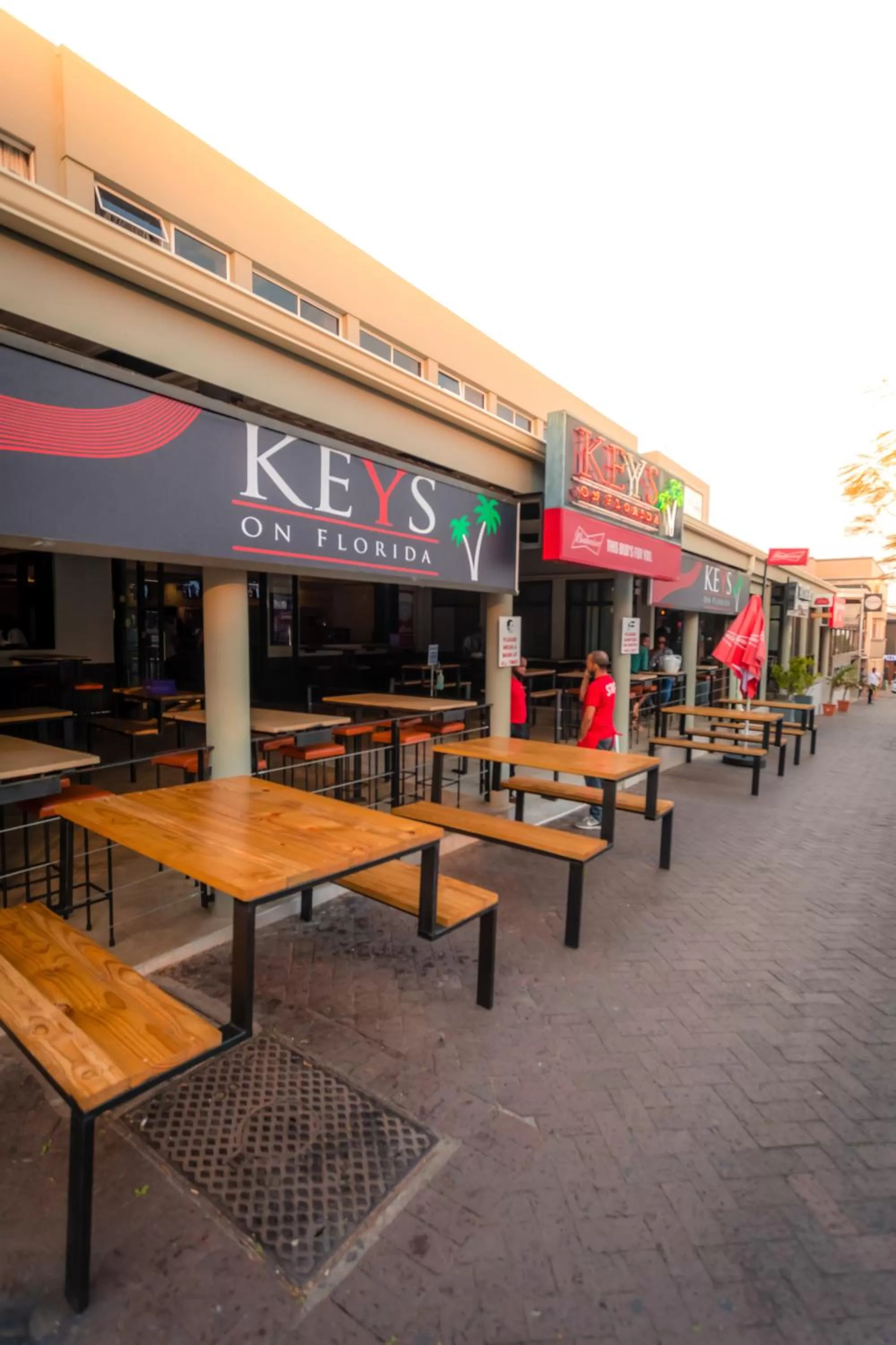 Restaurant/places to eat in Florida Park Hotel, Florida Road