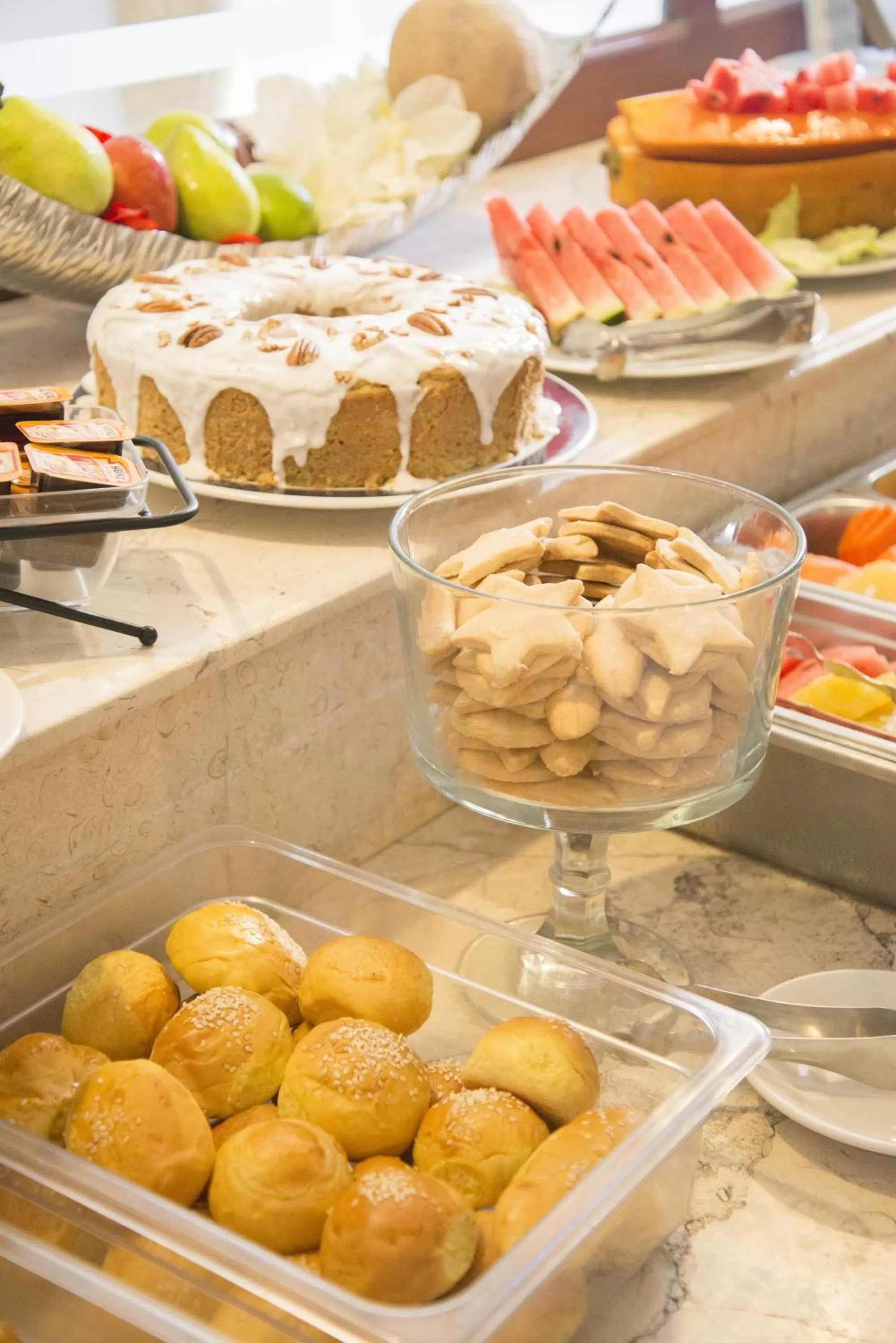 Food and drinks in Maison del Embajador