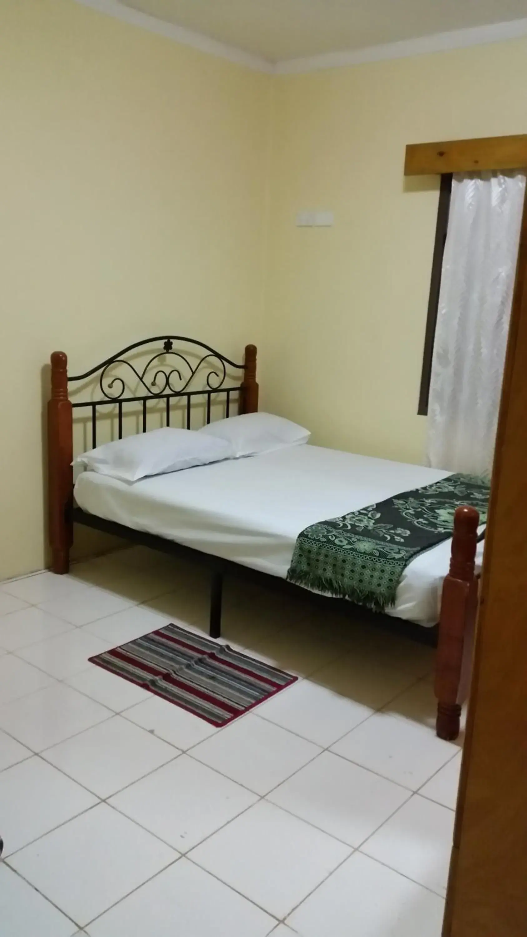 Bedroom, Bed in Westfield Homestay Fiji