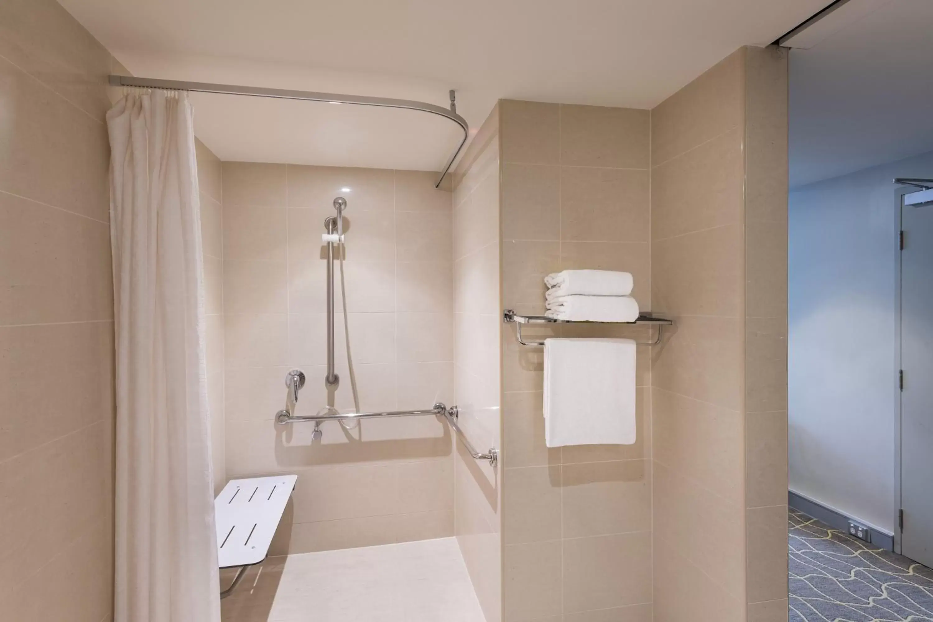 Bathroom in Four Points by Sheraton Perth