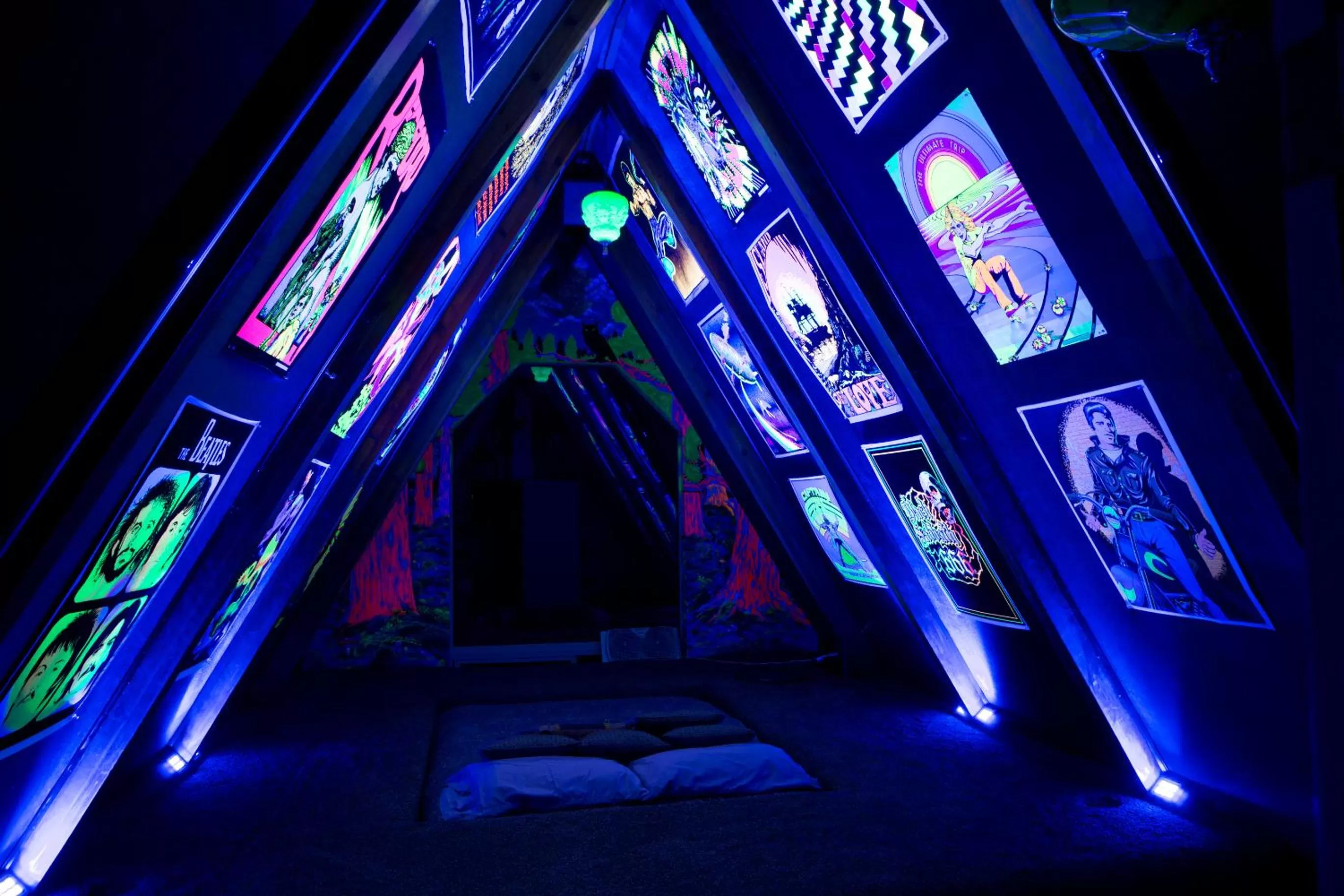 Hicksville Pines Chalets & Motel