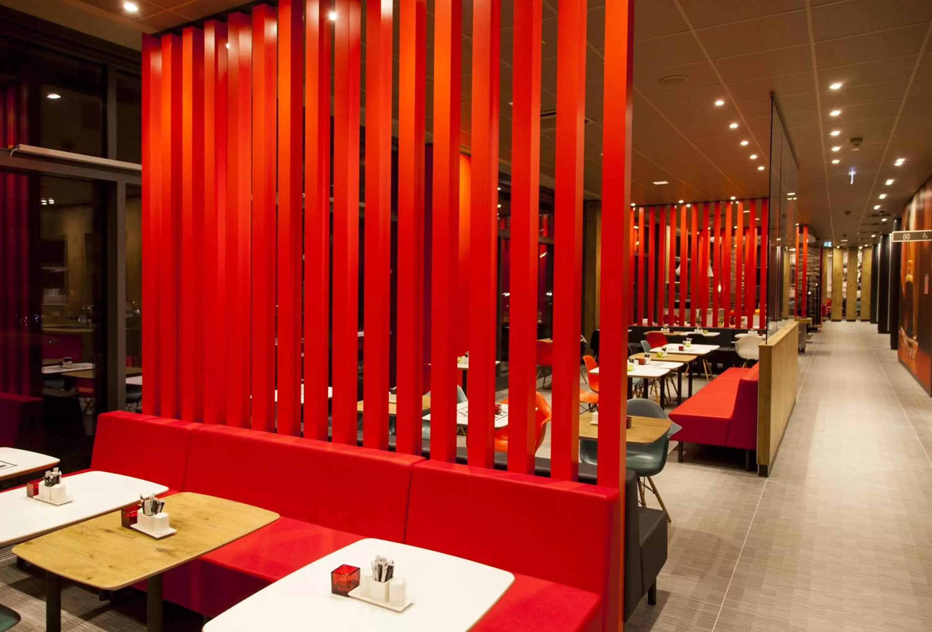Lobby or reception, Restaurant/Places to Eat in Ibis München City Arnulfpark