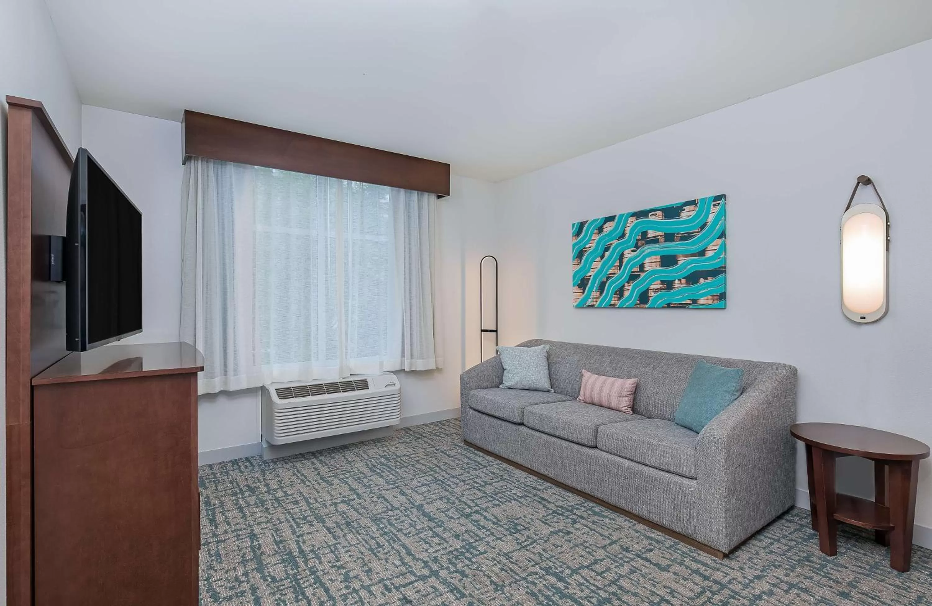 Living room in Homewood Suites by Hilton Atlanta Perimeter Center