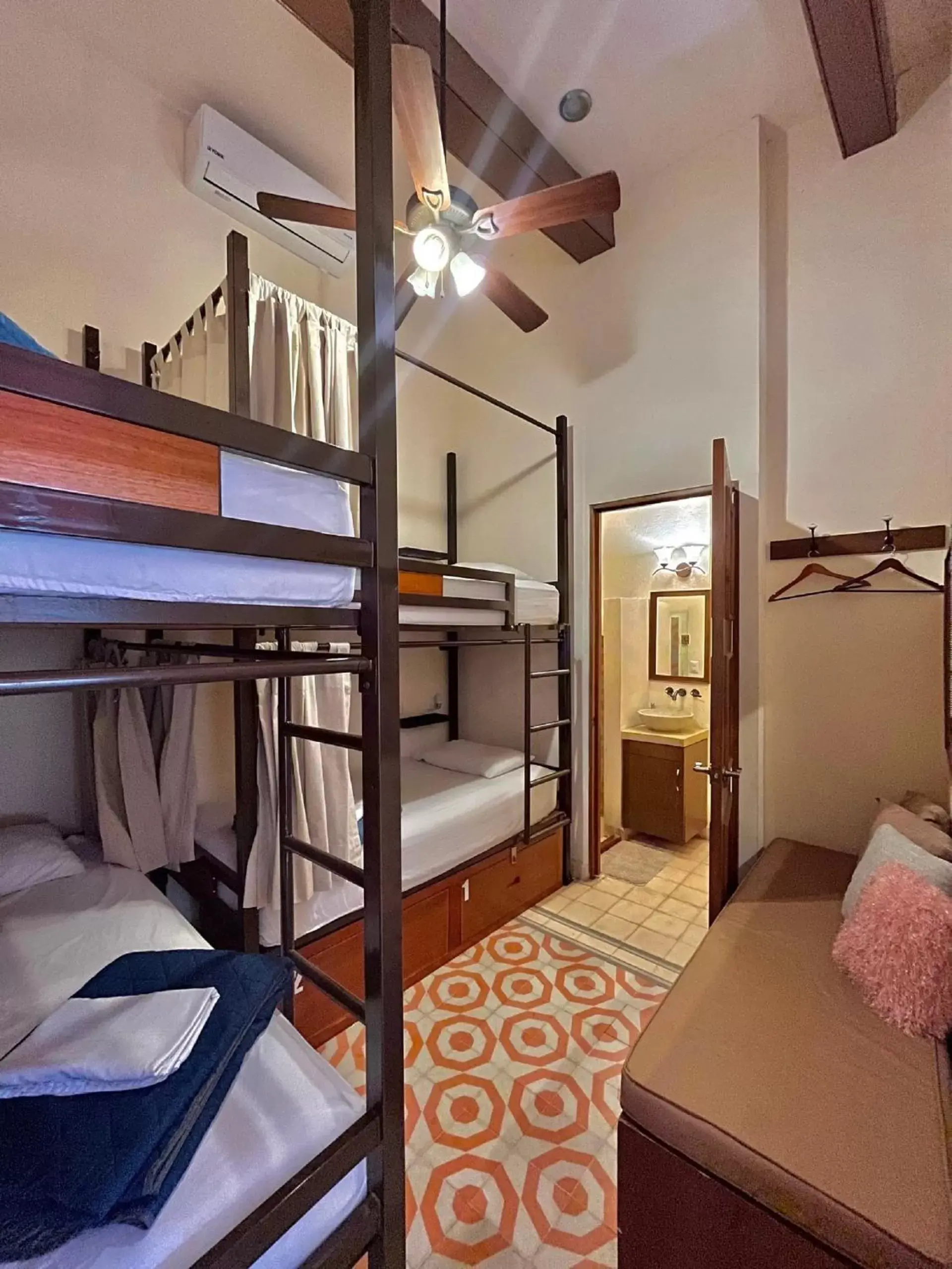 Photo of the whole room, Bunk Bed in Hotel & Hostal Boutique Casa Garza