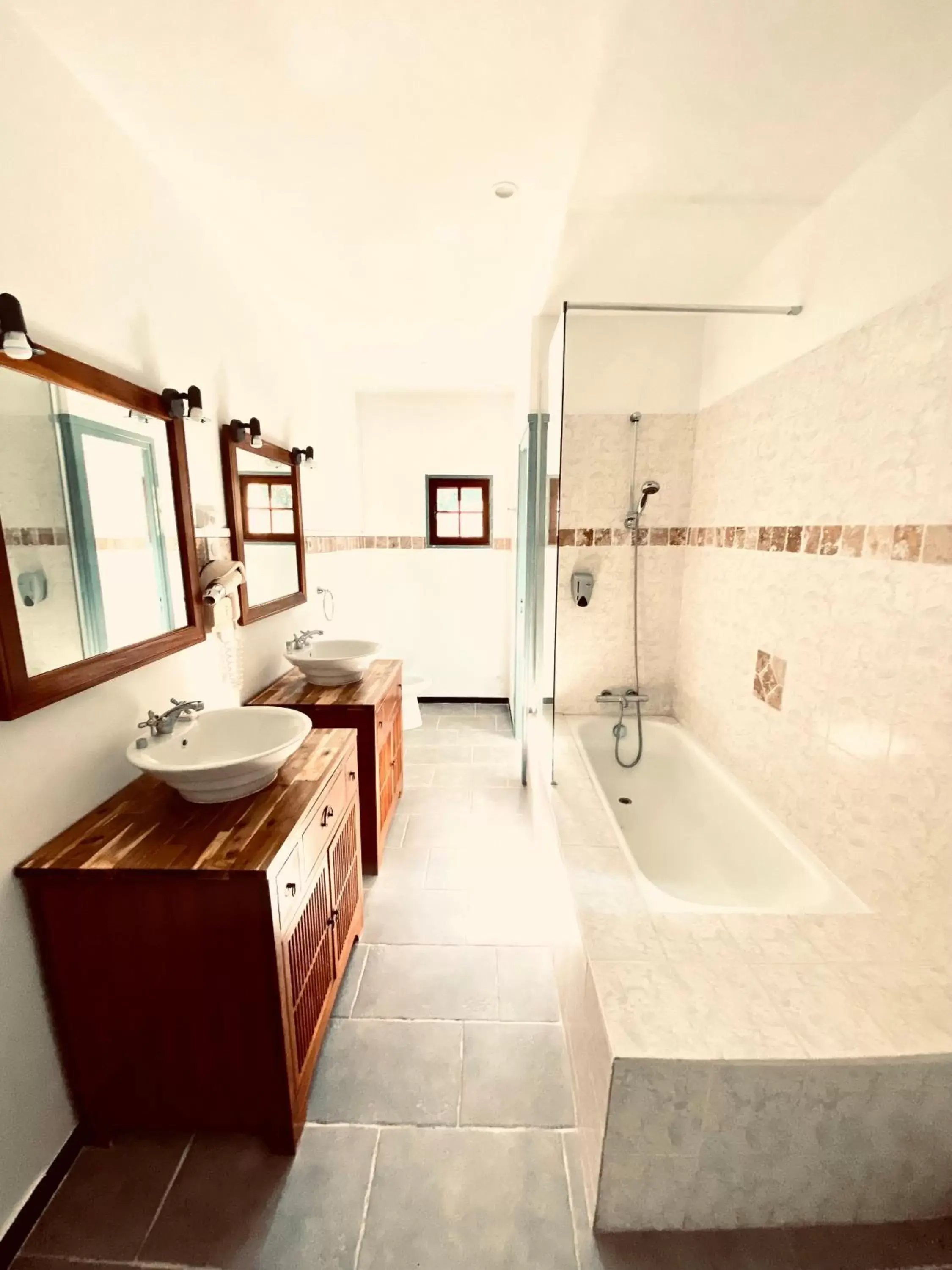 Bathroom in Château de Fontager