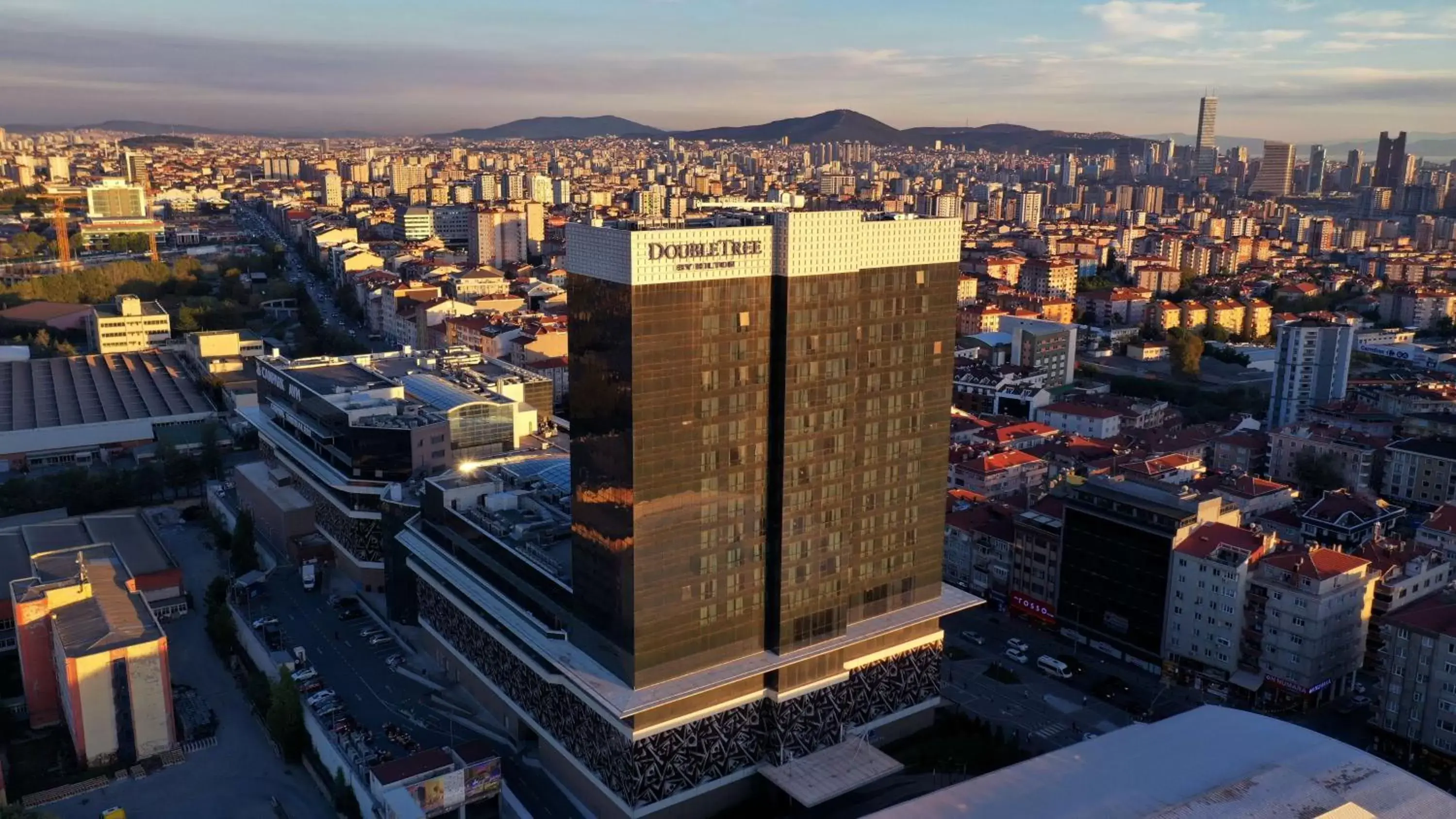 Property building, City View in Doubletree by Hilton Istanbul Umraniye