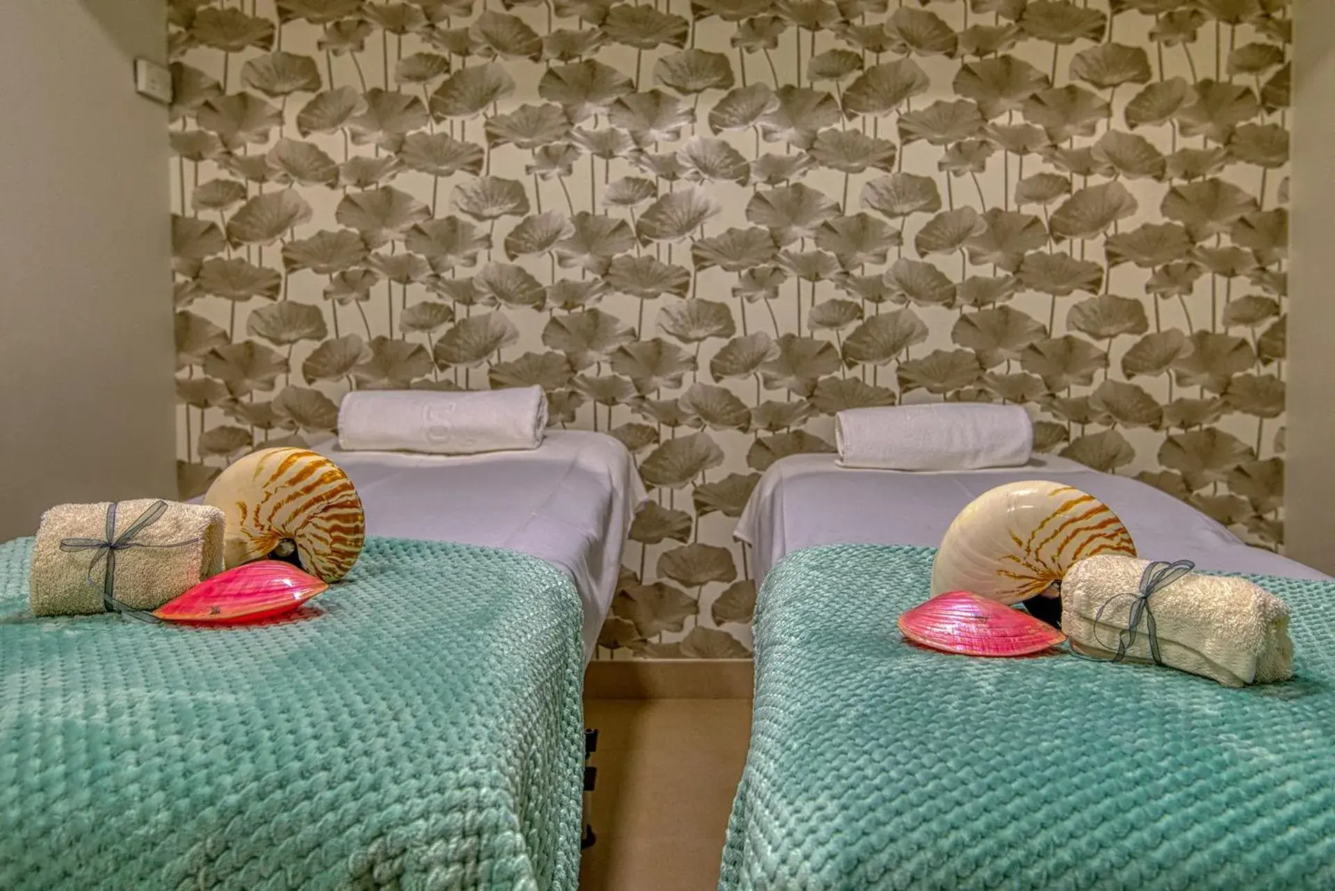 Massage, Bed in Hotel Talaso Louxo La Toja