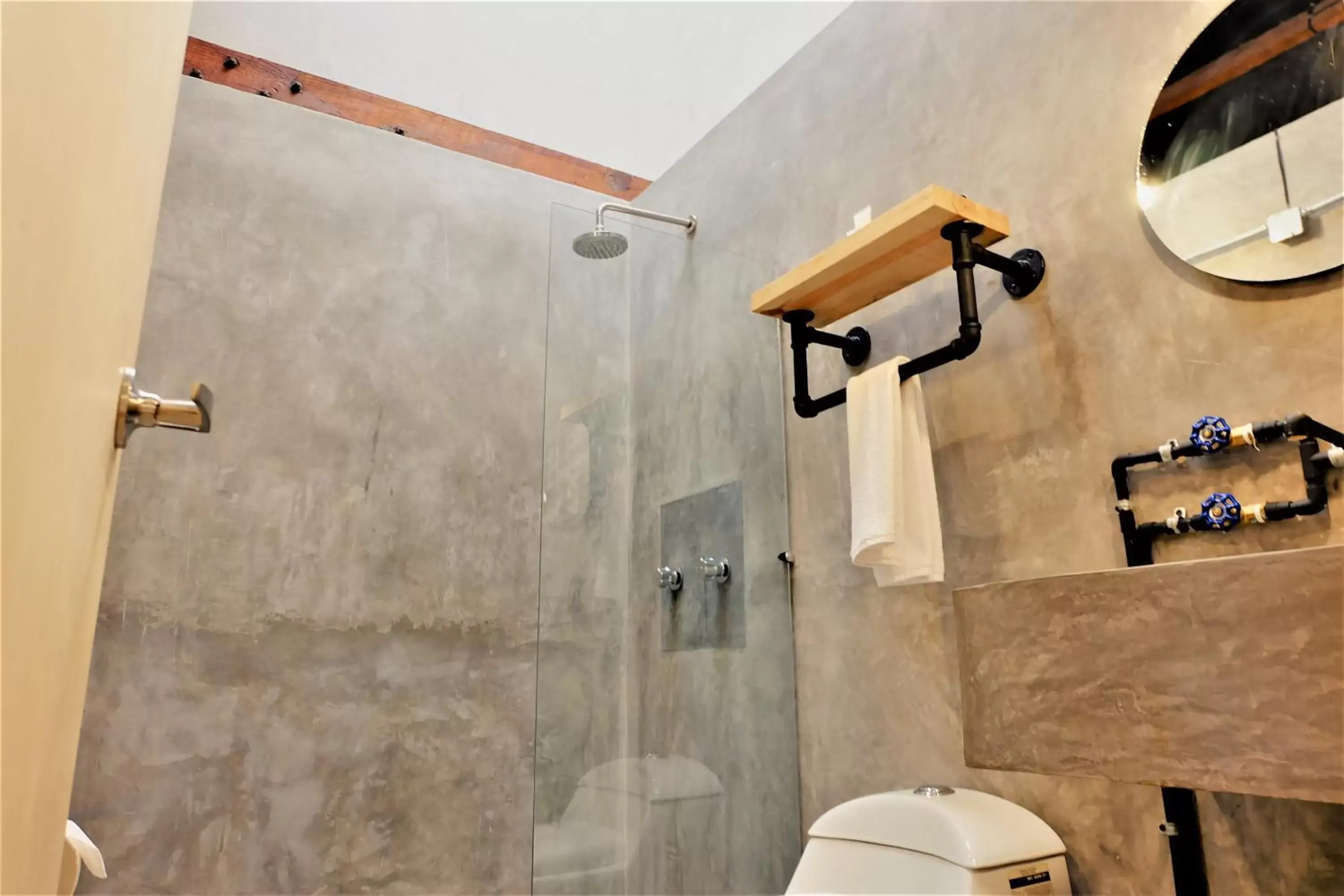 Shower, Bathroom in Ixmukané Suites & Spa