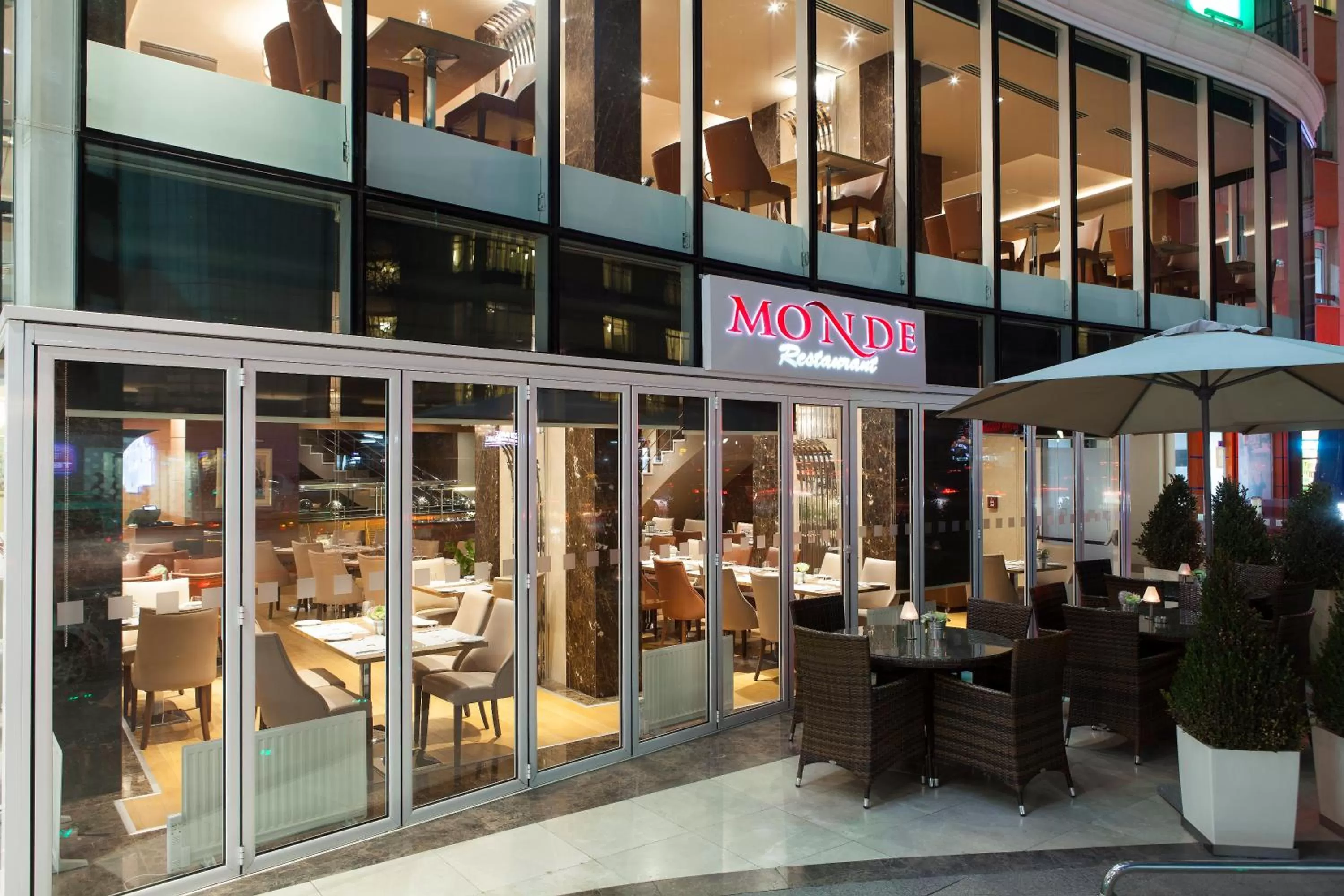 Restaurant/places to eat in Holiday Inn Ankara-Kavaklidere by IHG