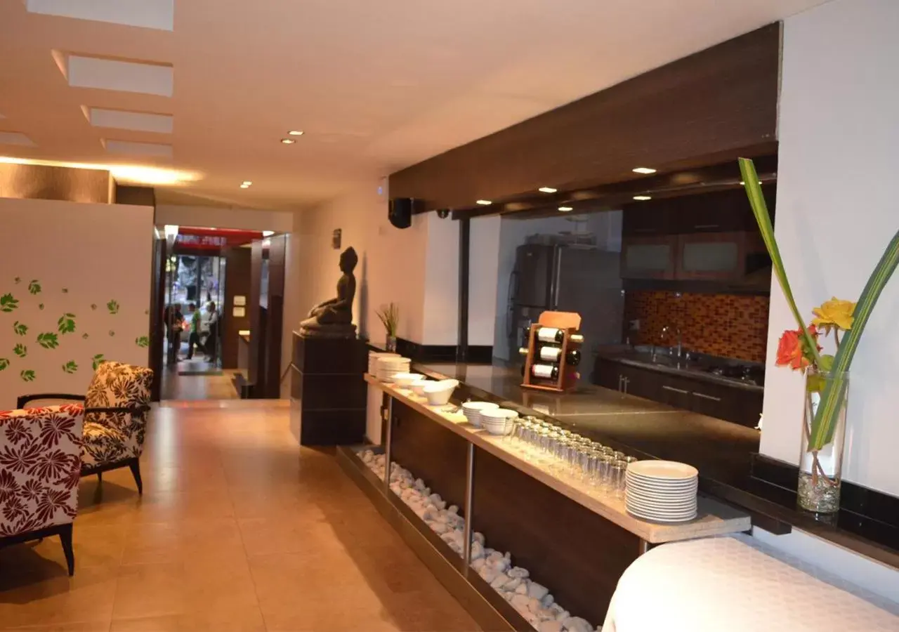 Restaurant/places to eat in San Simon Hotel Pereira By Soratama Restaurant/places to eat in San Simon Hotel Pereira By Soratama