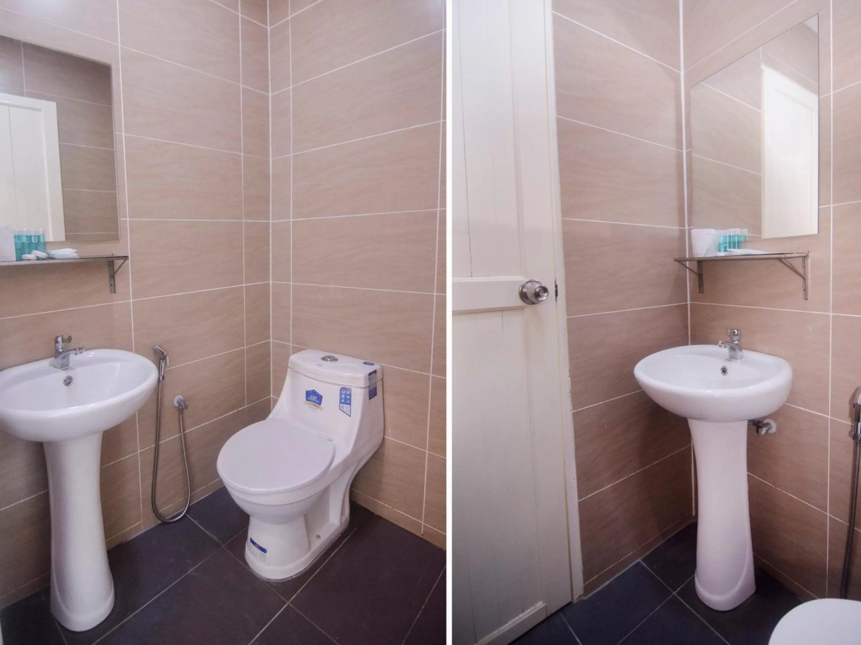 Bathroom in OYO 836 Mandurah Room & Cafe