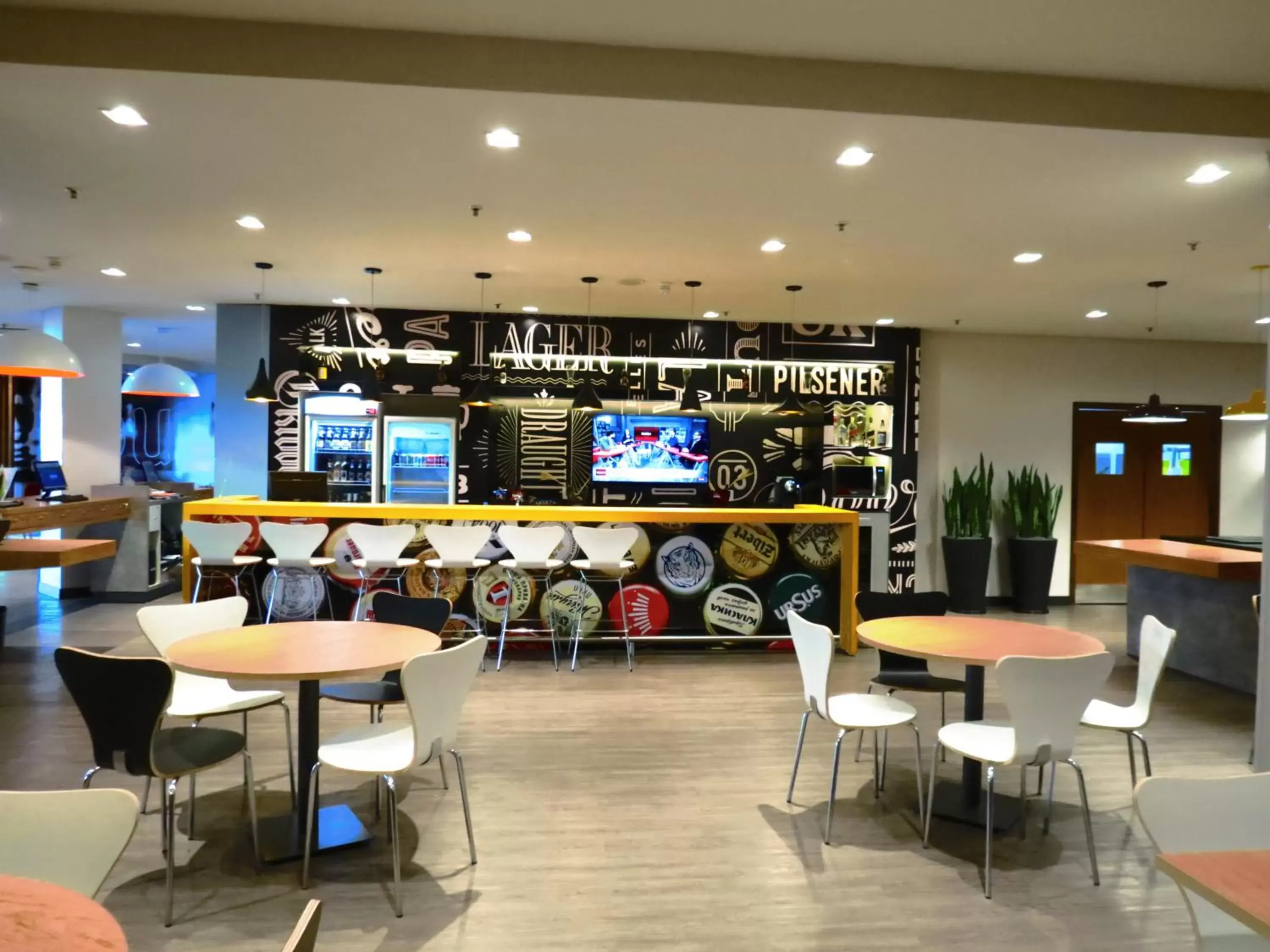 Alcoholic drinks, Lounge/Bar in ibis Joinville