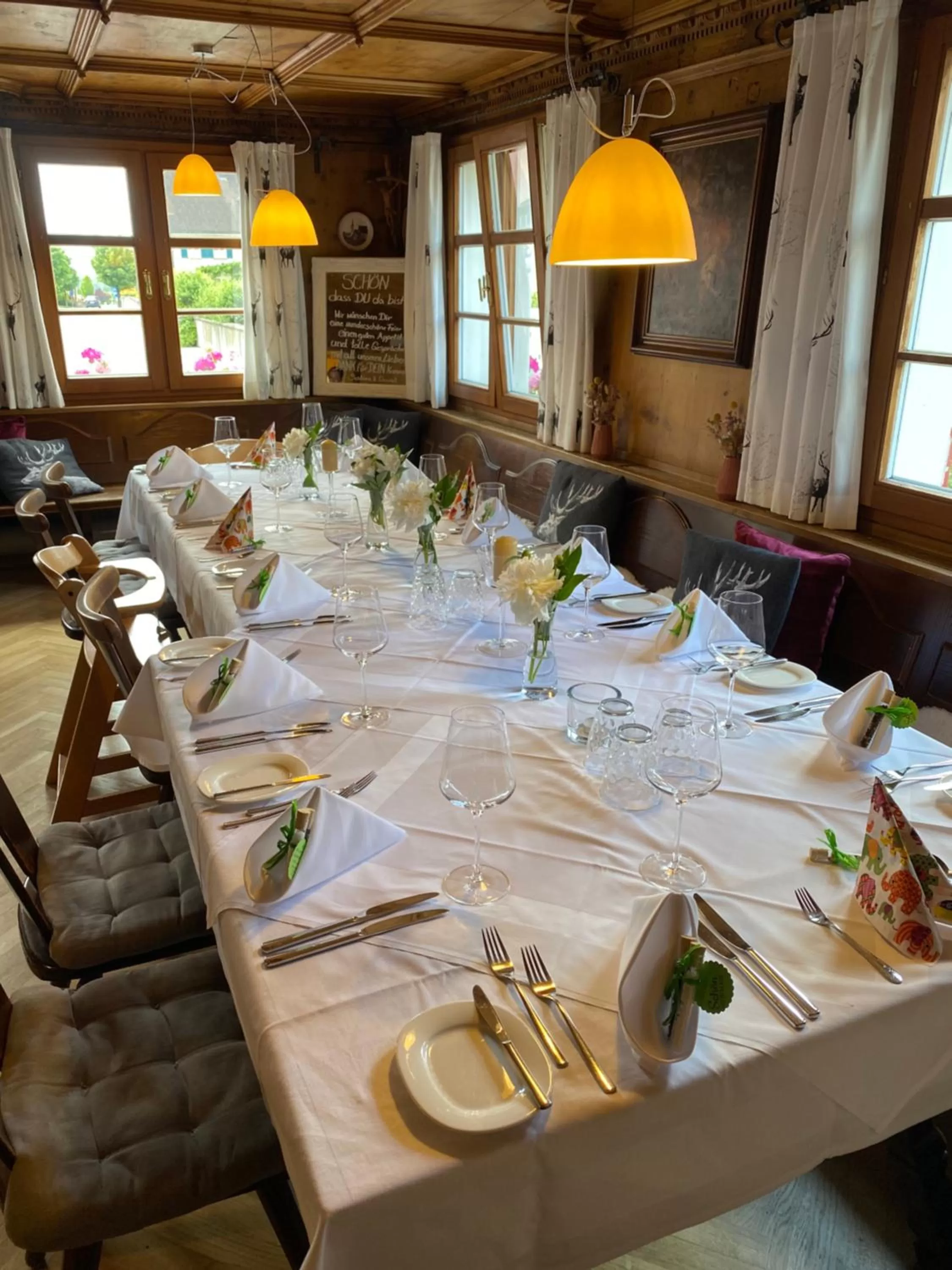 Restaurant/places to eat in Gasthaus Rössle