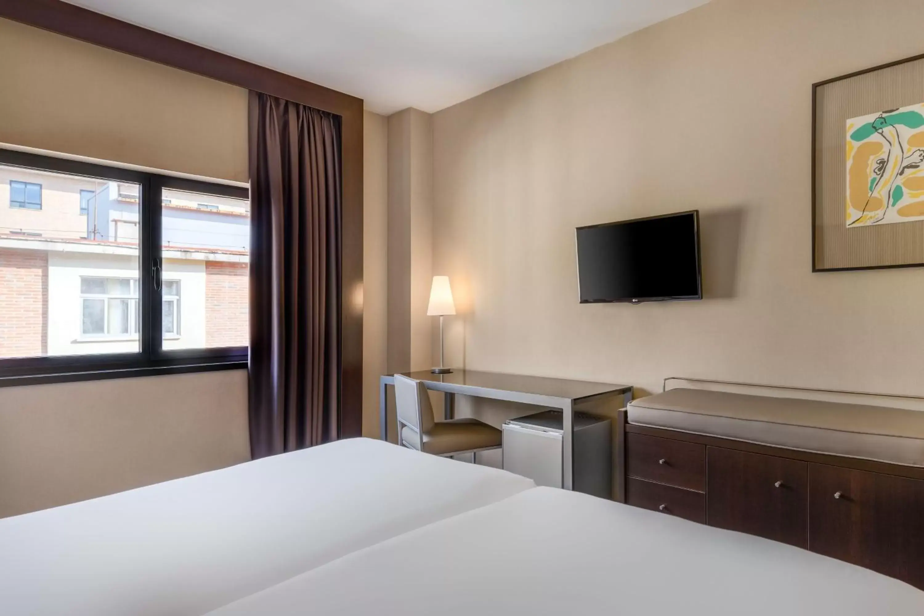 Photo of the whole room, Bed in AC Hotel Zamora by Marriott