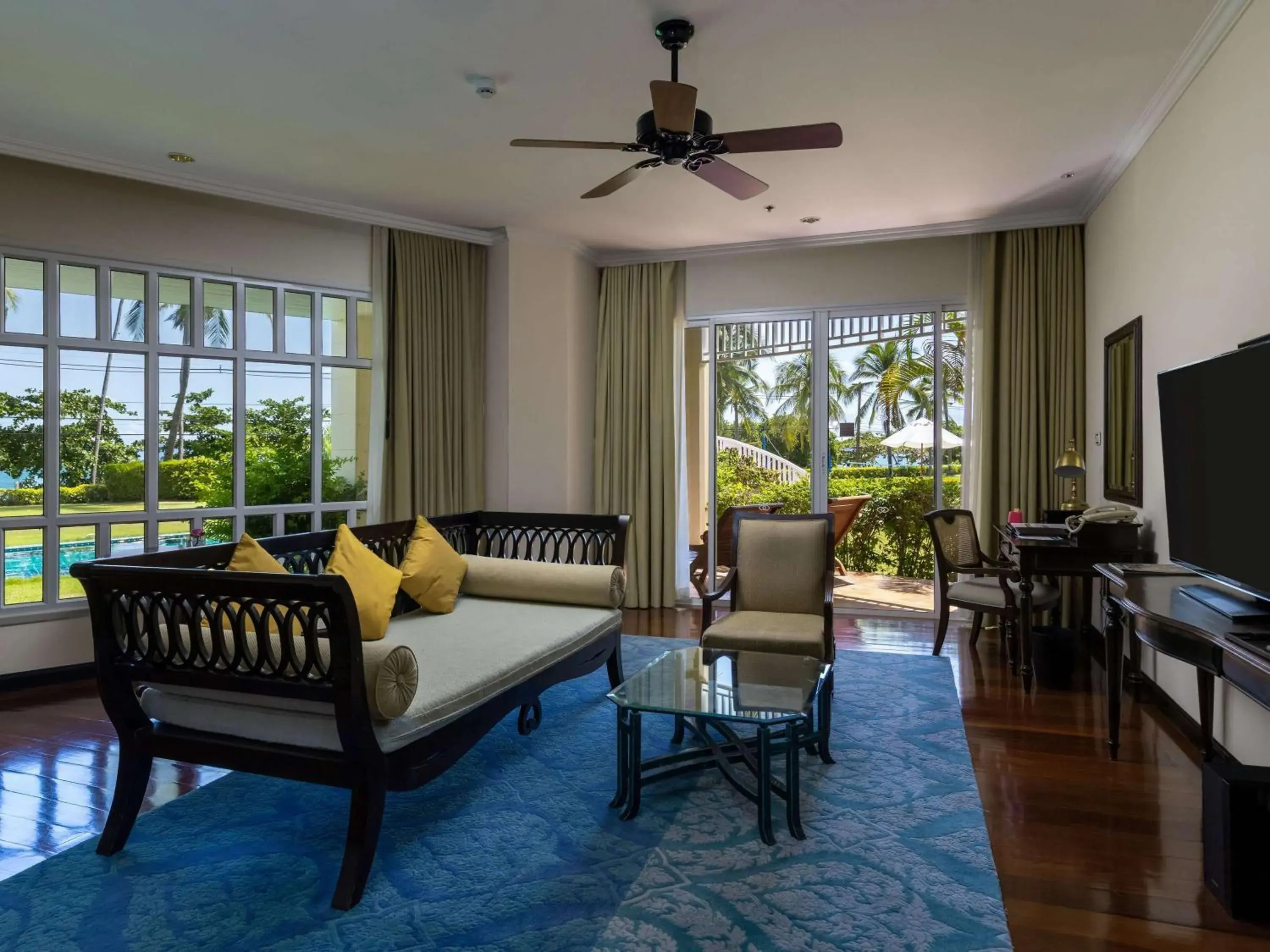 Bedroom, Seating Area in Sofitel Krabi Phokeethra Golf and Spa Resort