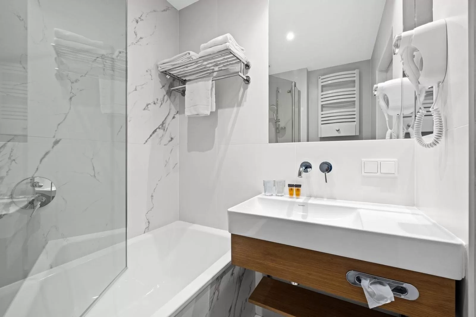 Bathroom in Maloves Resort & Spa