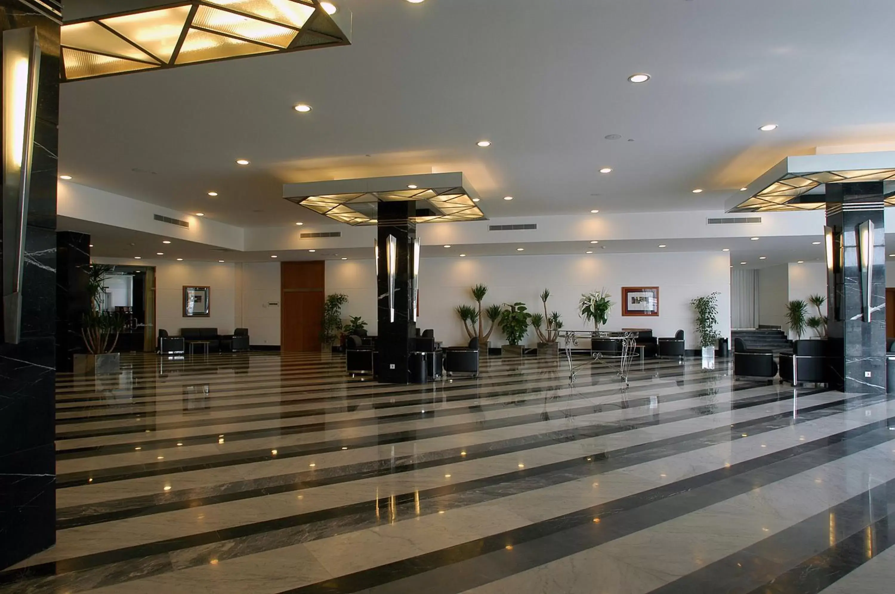 Banquet/Function facilities, Lobby/Reception in Maritim Jolie Ville Resort & Casino