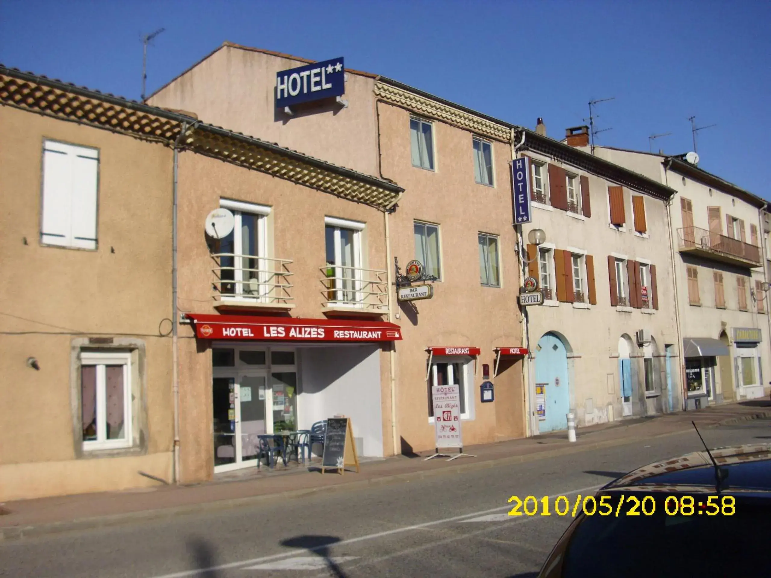 Property Building in Les Alizes