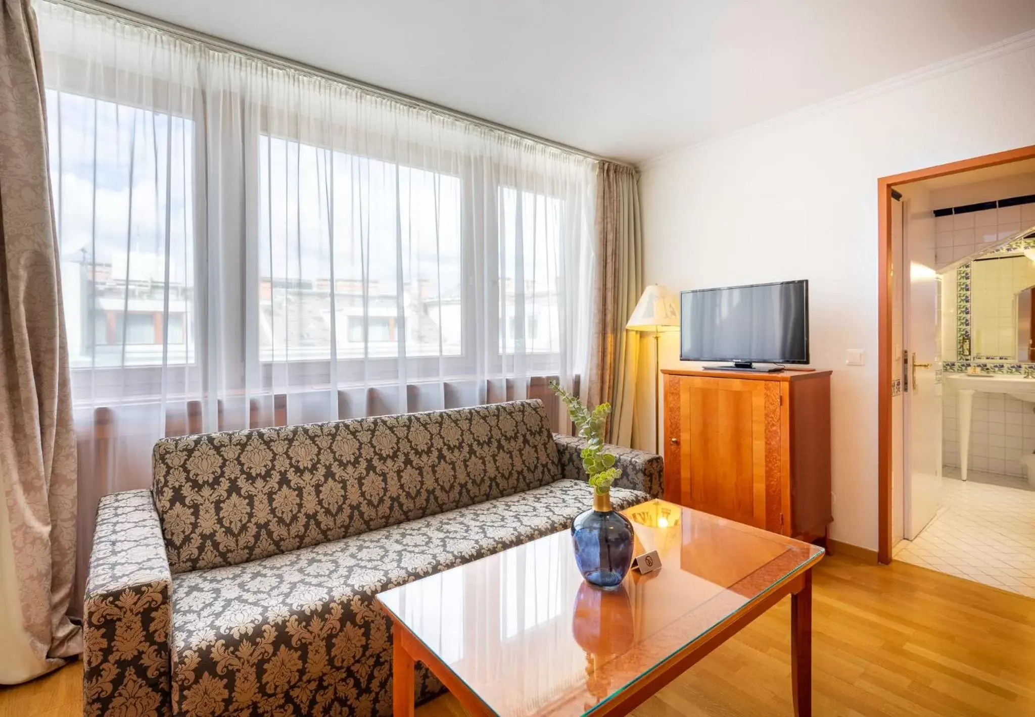 Living room, Seating Area in Hotel Am Schubertring