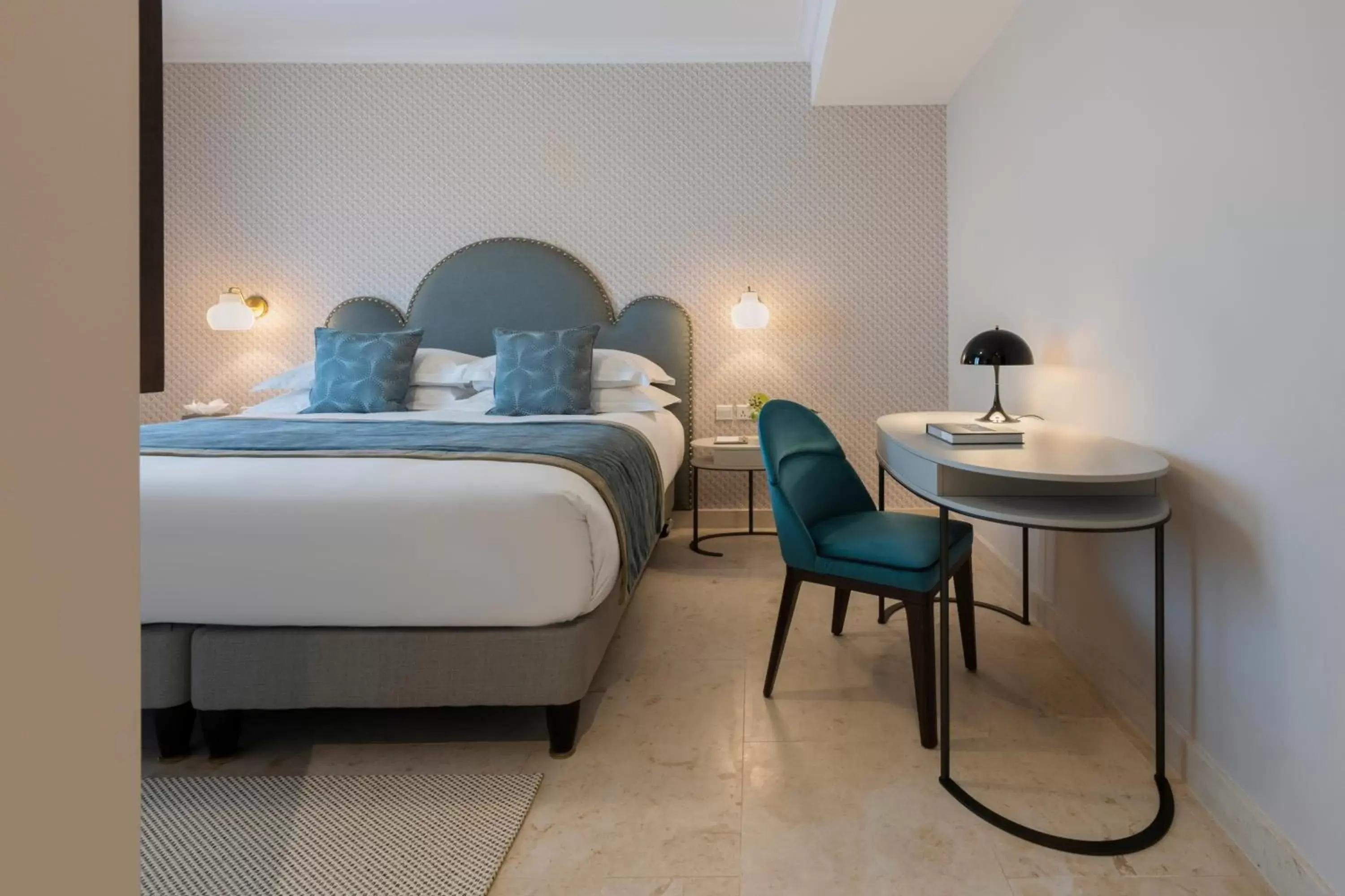 Bed in The Phoenicia Malta - The Leading Hotels of the World Bed in The Phoenicia Malta - The Leading Hotels of the World