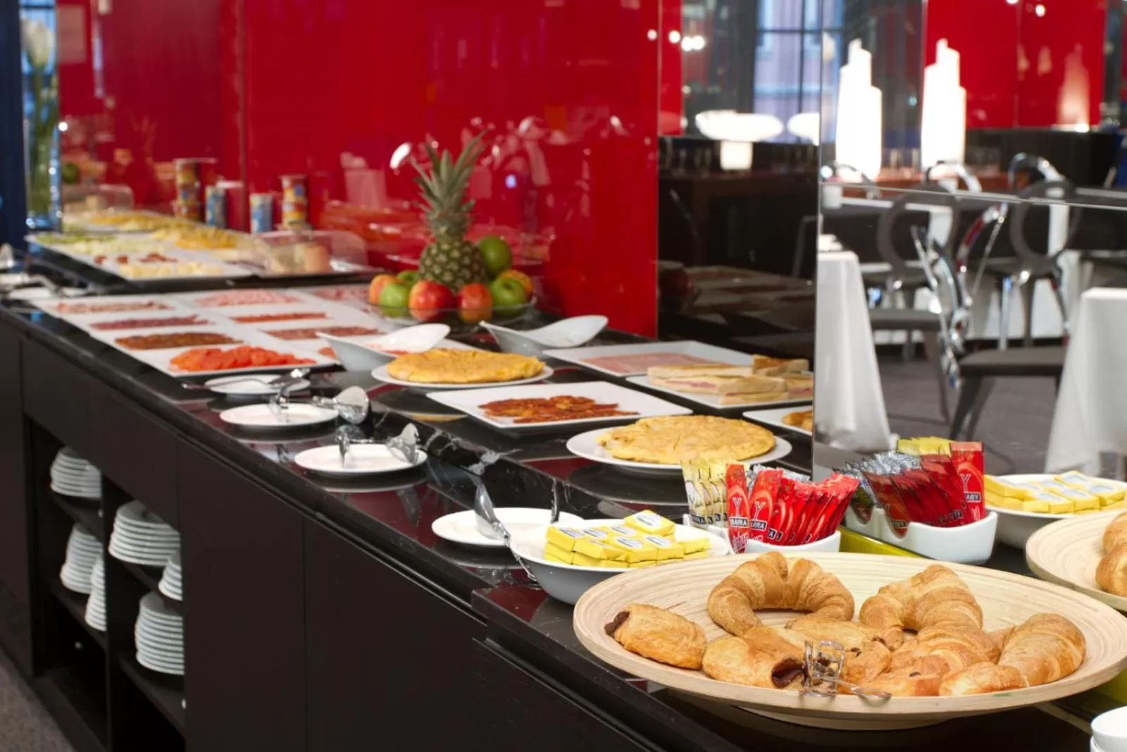 Restaurant/places to eat in Gran Hotel España