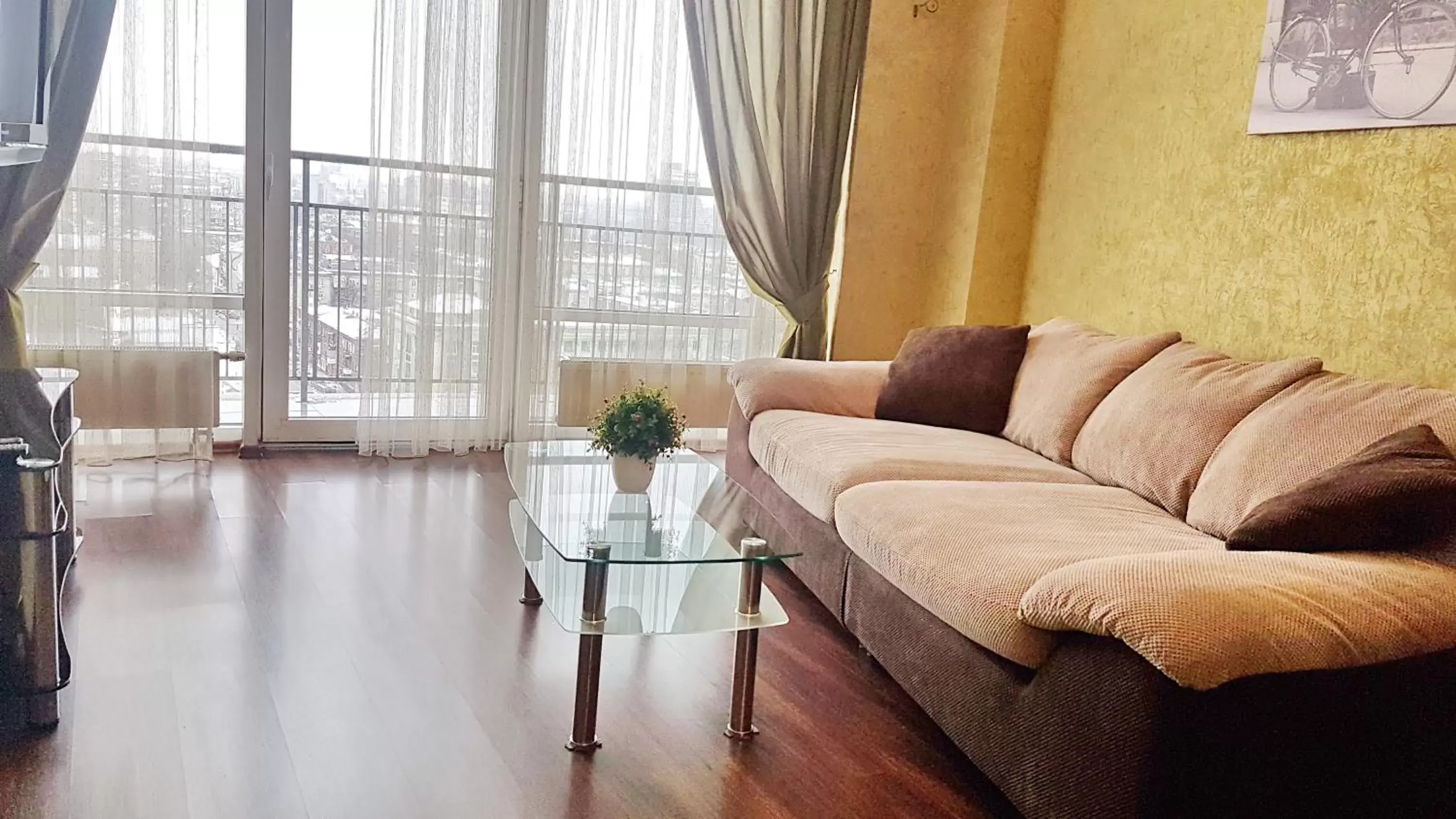 Deluxe One-Bedroom Apartment with Balcony and river view in Most City Apart-Hotel Deluxe One-Bedroom Apartment with Balcony and river view in Most City Apart-Hotel