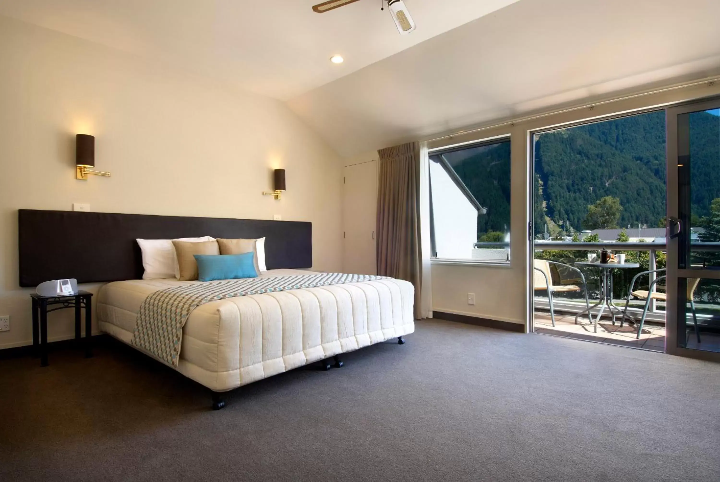 Balcony/Terrace, Bed in Hurley's of Queenstown Balcony/Terrace, Bed in Hurley's of Queenstown