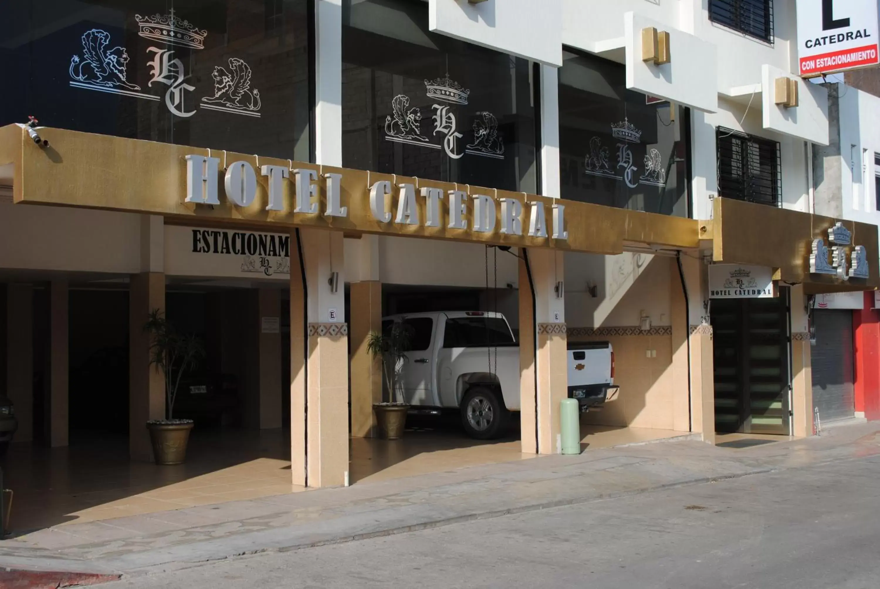 Facade/Entrance in Hotel Catedral