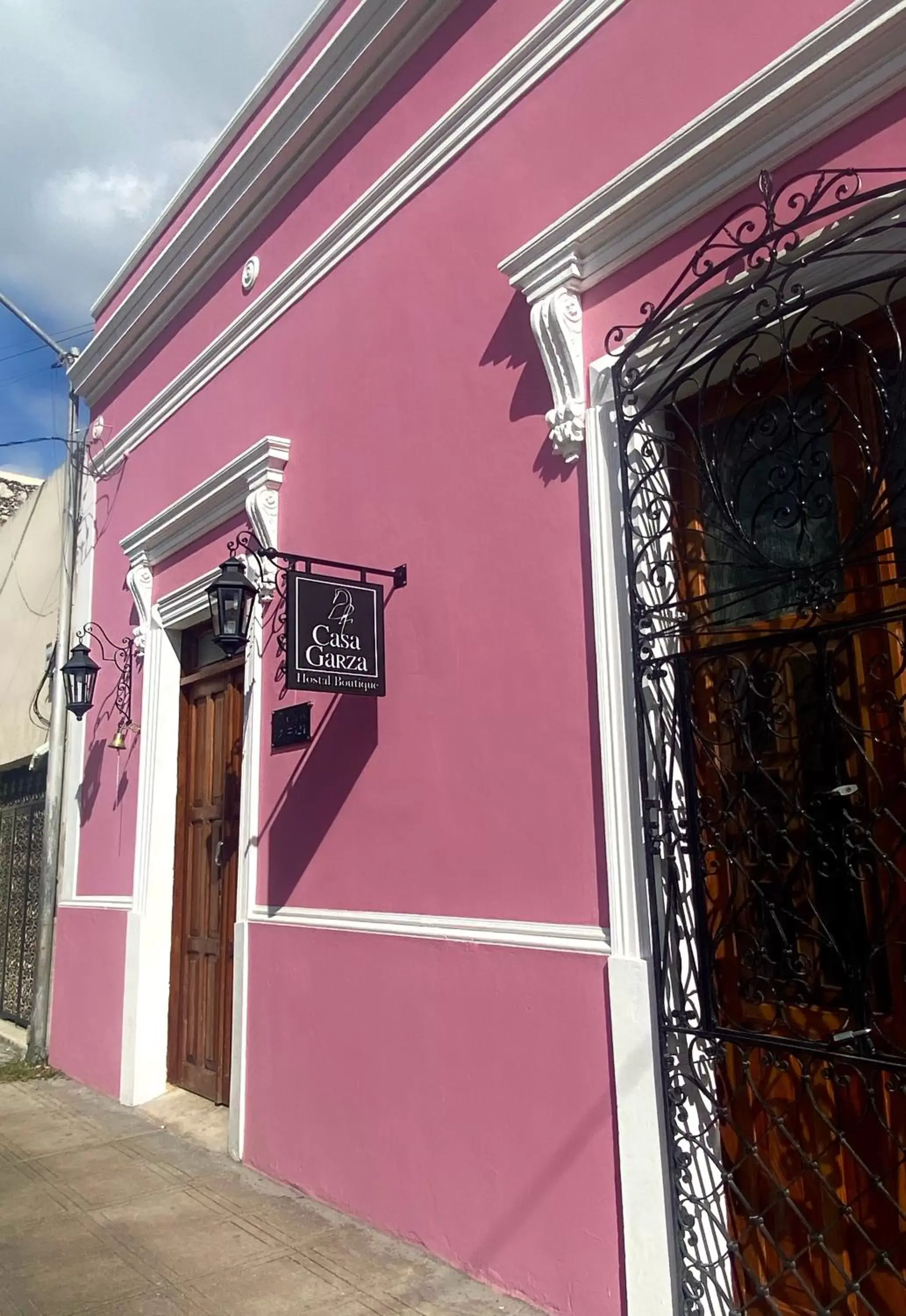 Facade/entrance in Hotel & Hostal Boutique Casa Garza