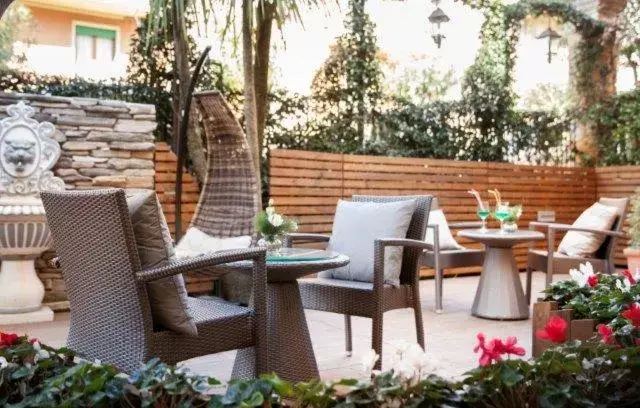 Patio in Hotel Jolanda