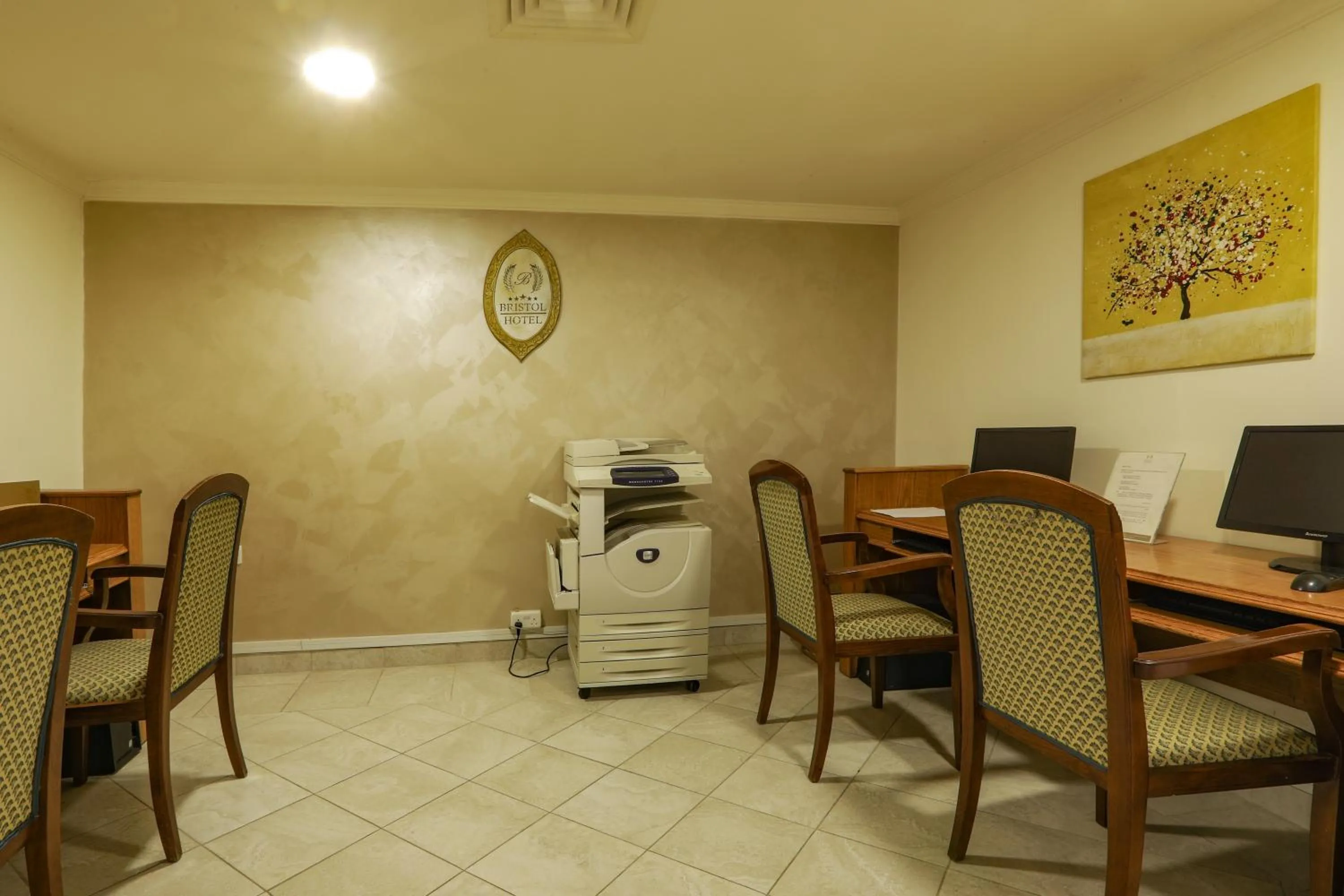 Business facilities in Bristol Hotel