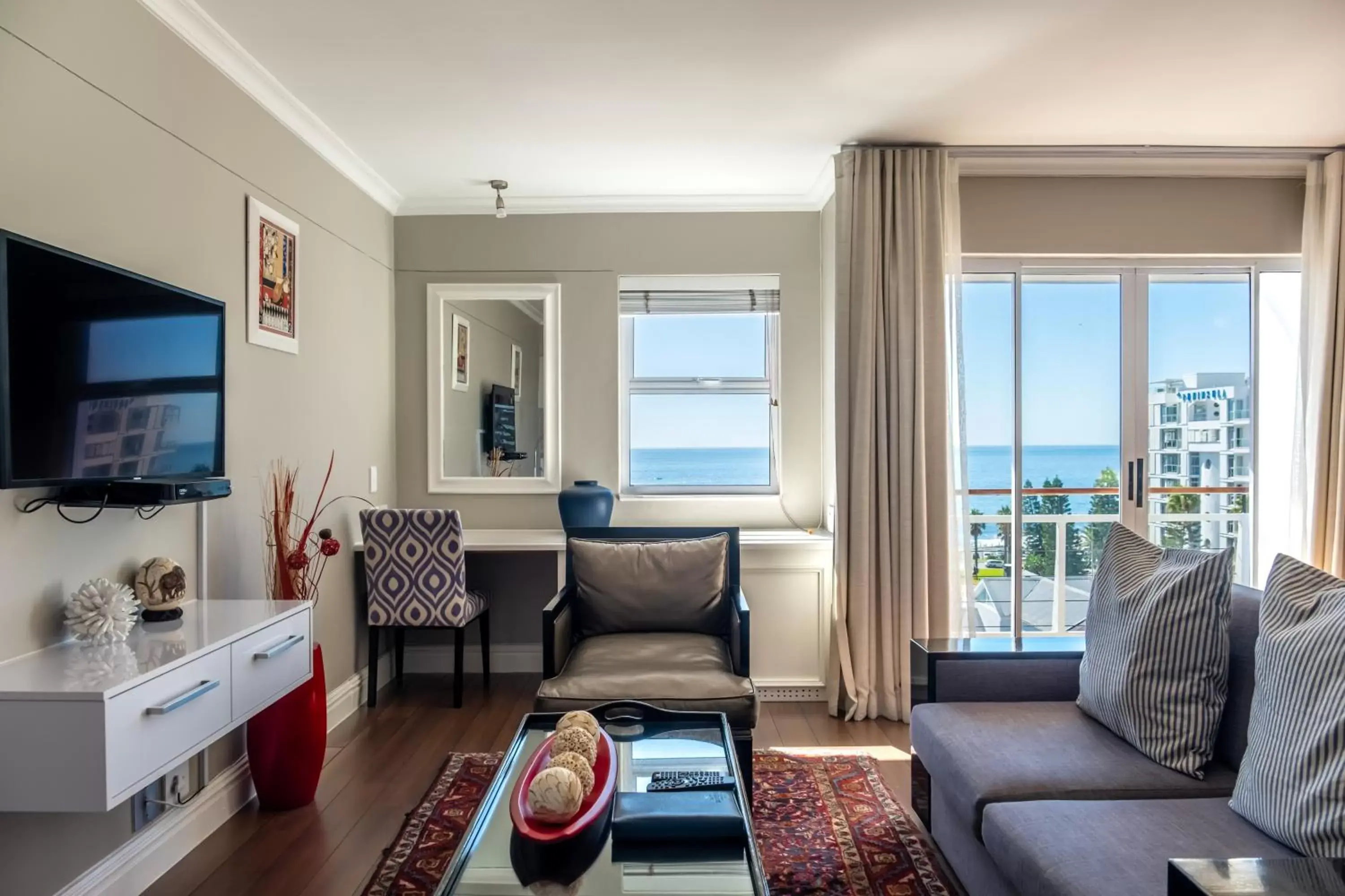 TV and multimedia, Seating Area in The Bantry Bay Aparthotel by Totalstay