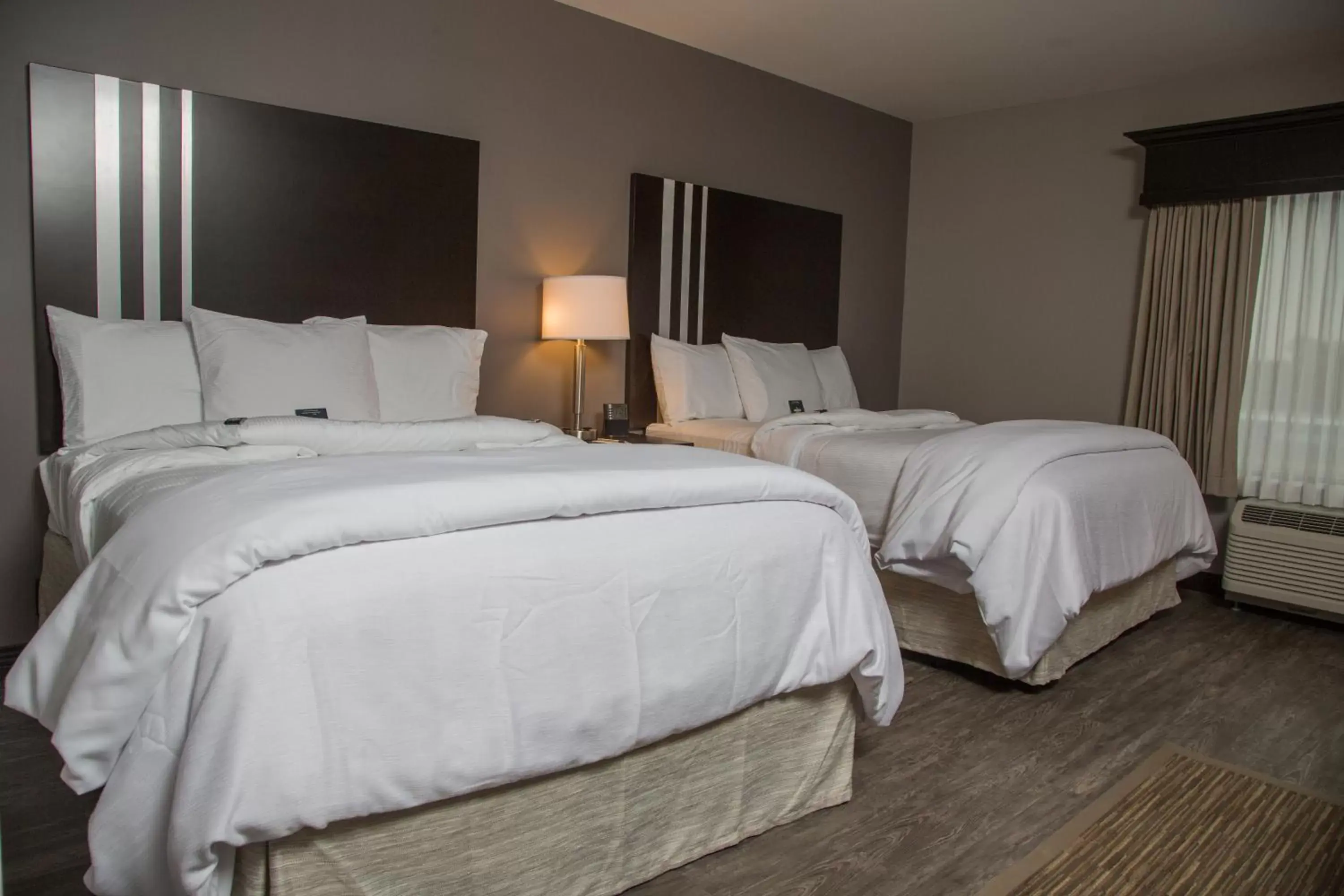 Queen Room with Two Queen Beds in Hotel at Batavia Downs Queen Room with Two Queen Beds in Hotel at Batavia Downs