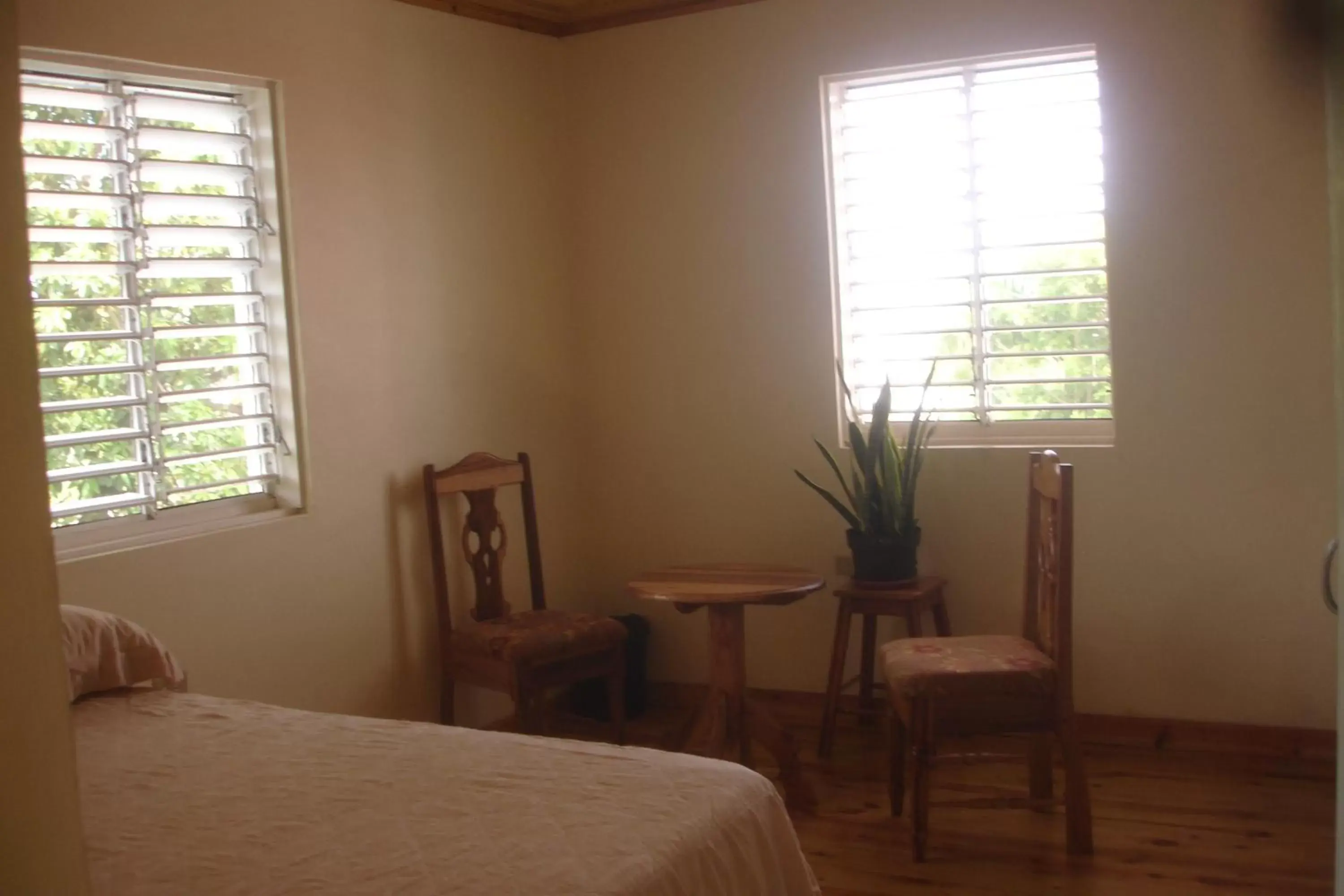 Photo of the whole room, Bed in Finjam Cottage